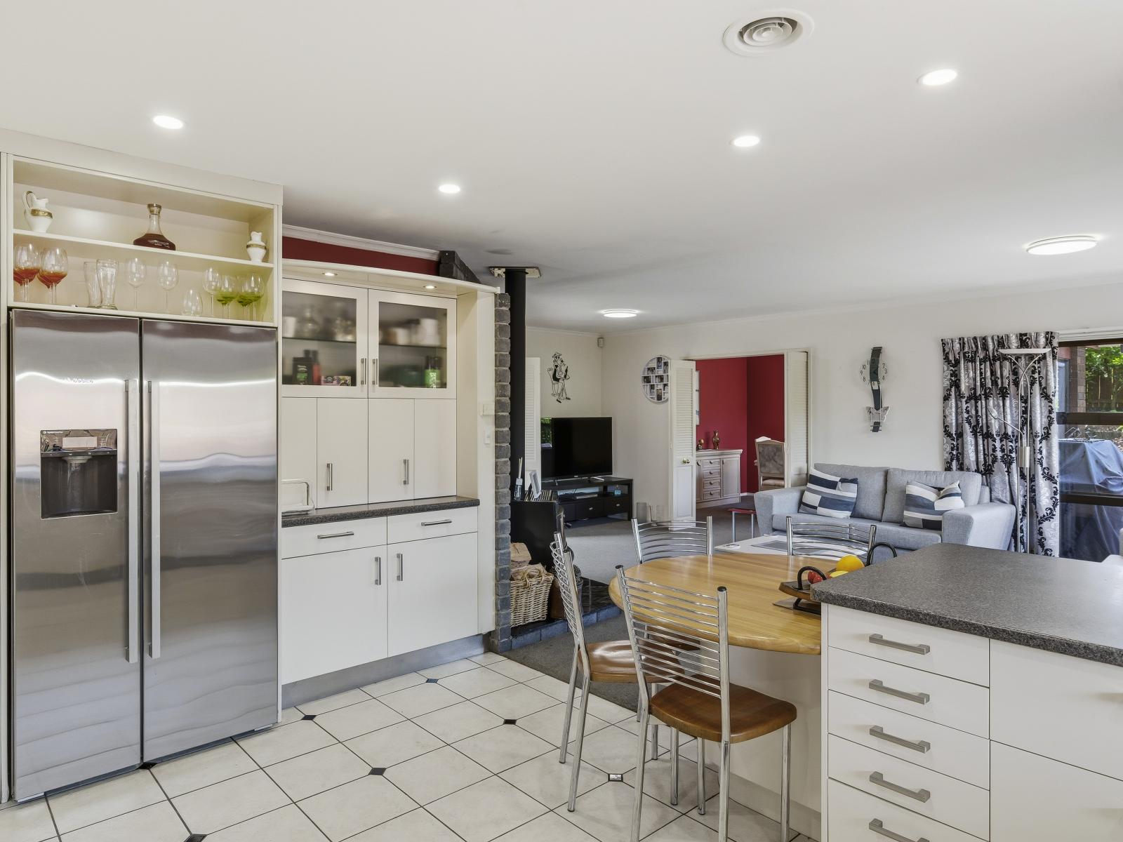 11 Oakwood Grove, Paraparaumu Beach