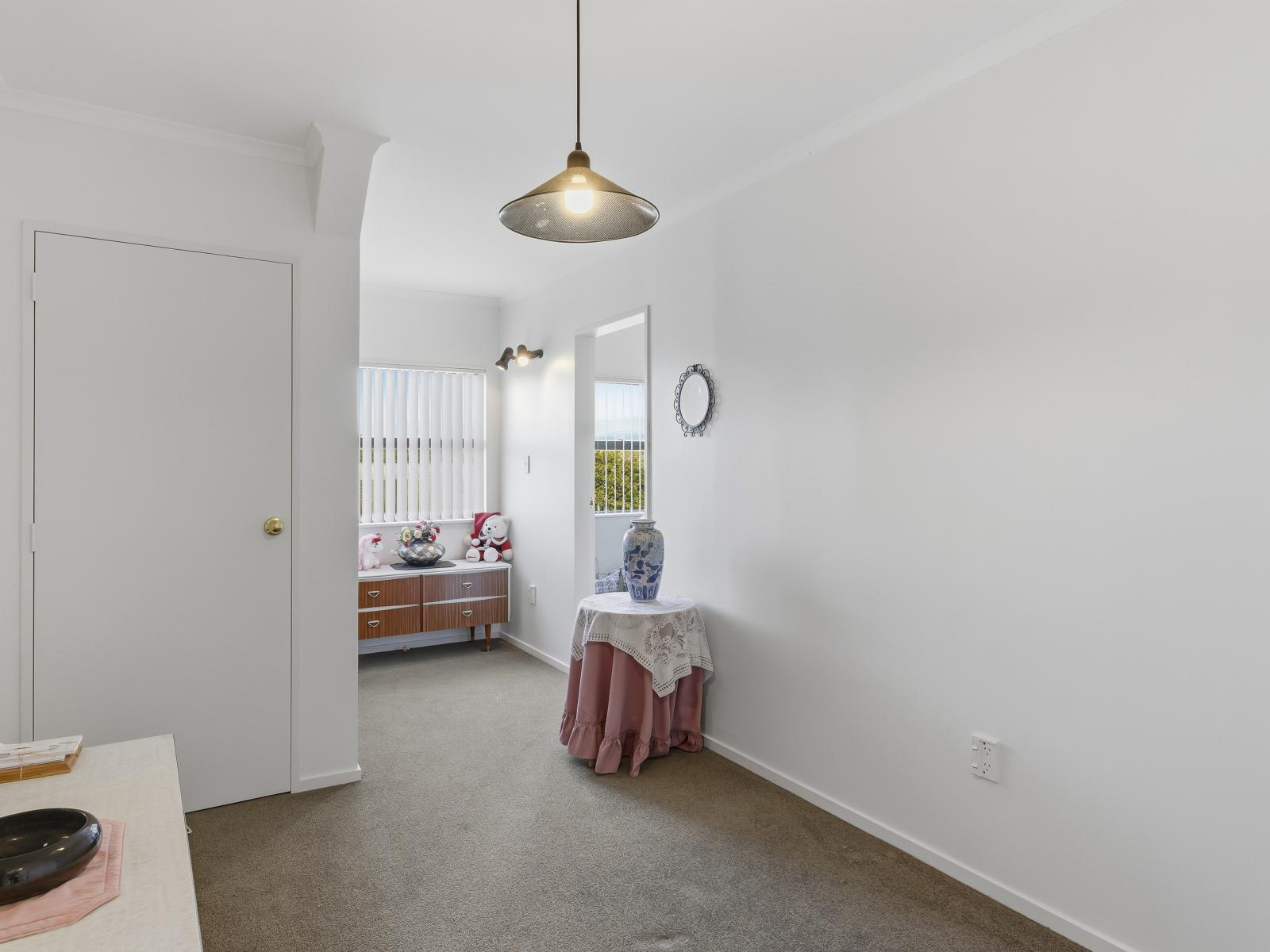 11 Oakwood Grove, Paraparaumu Beach