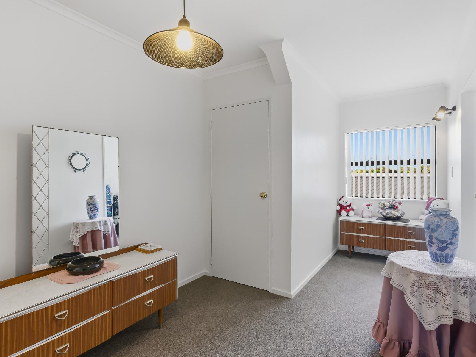 11 Oakwood Grove, Paraparaumu Beach