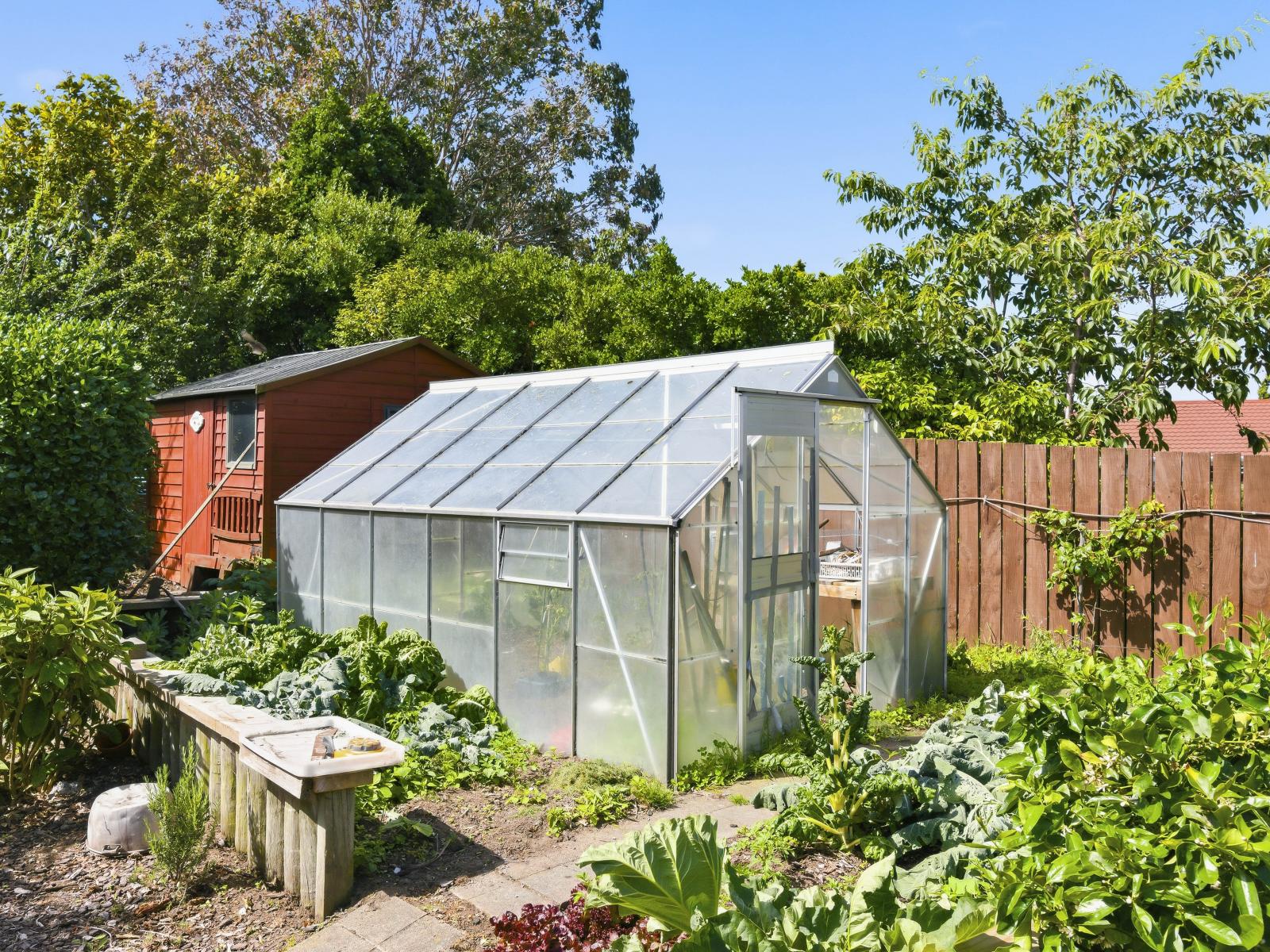 11 Oakwood Grove, Paraparaumu Beach