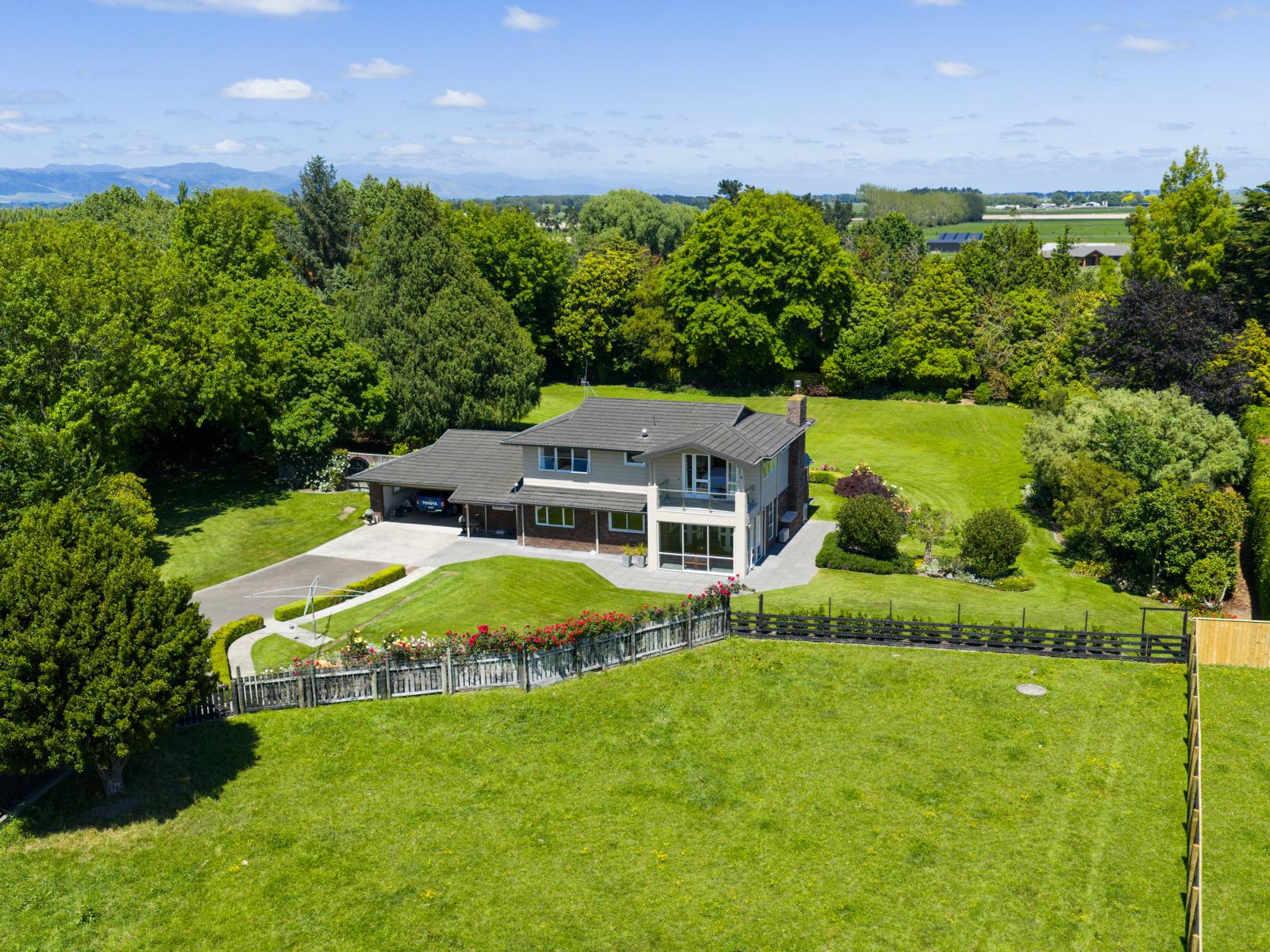 758 Rangitikei Line, Milson