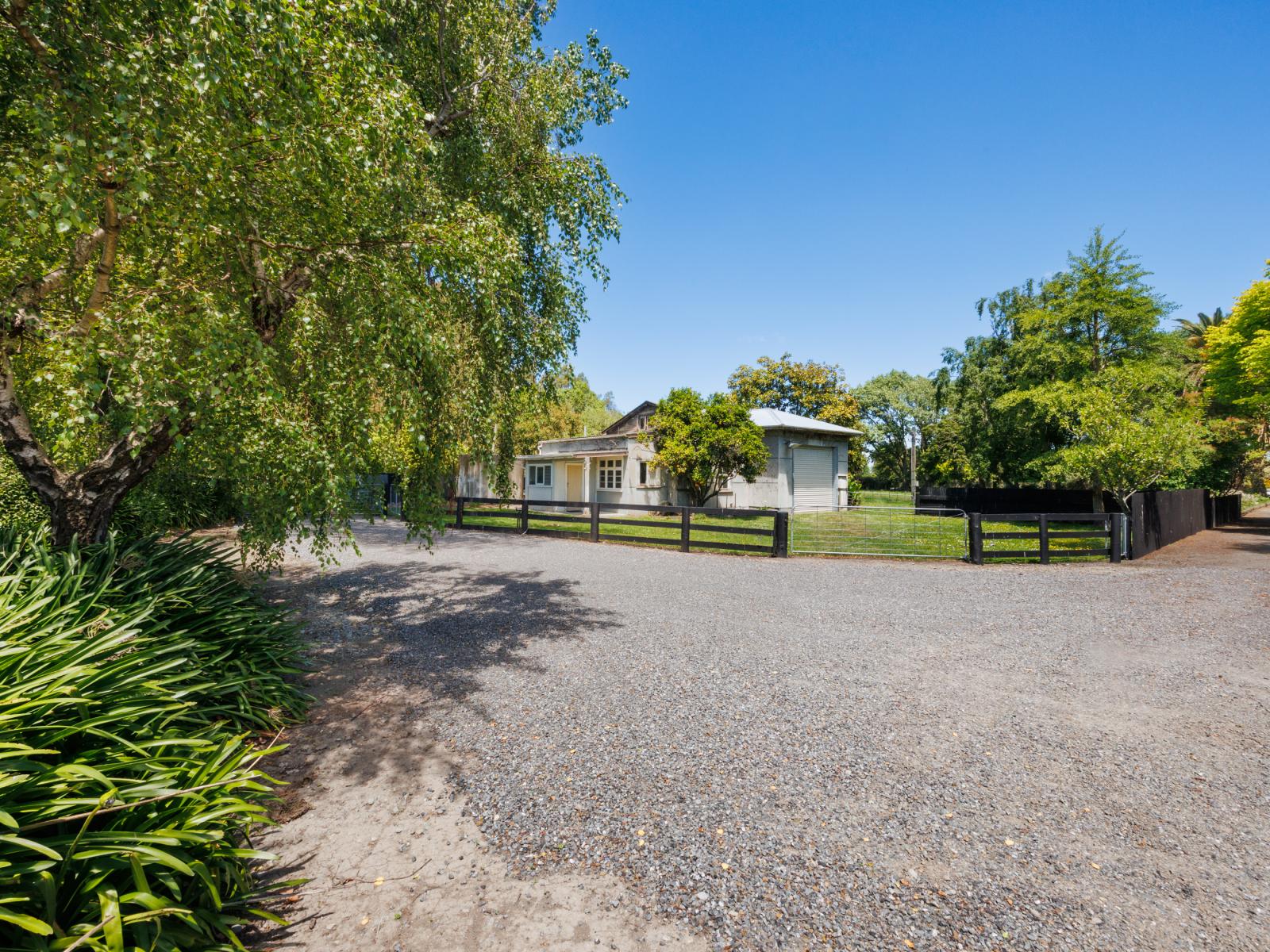 758 Rangitikei Line, Milson