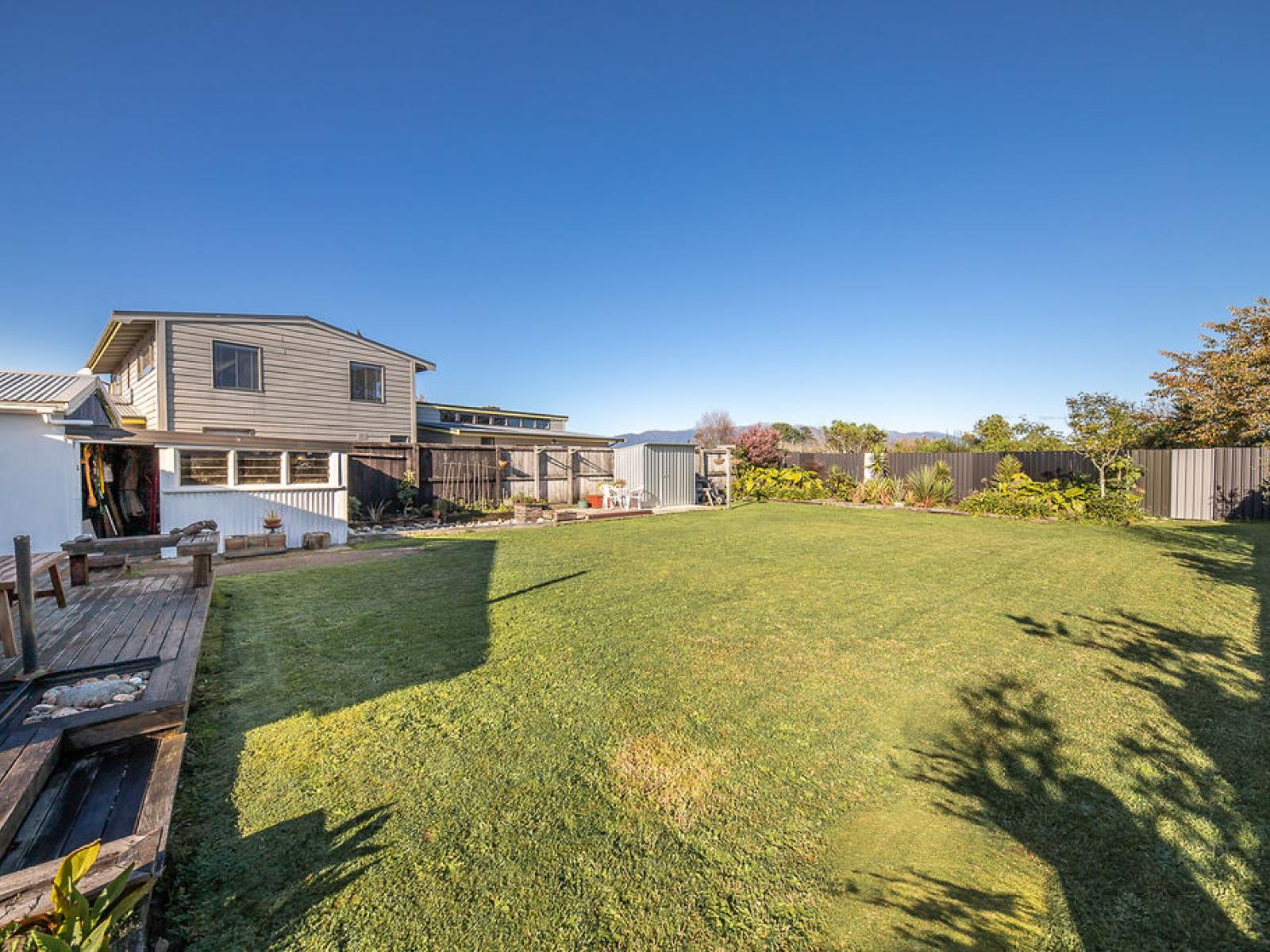 14 Coates Street, Westport