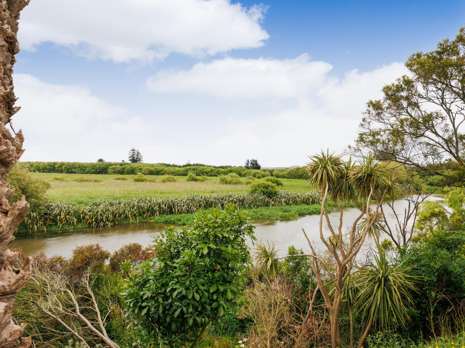 37 Ladys Mile, Foxton