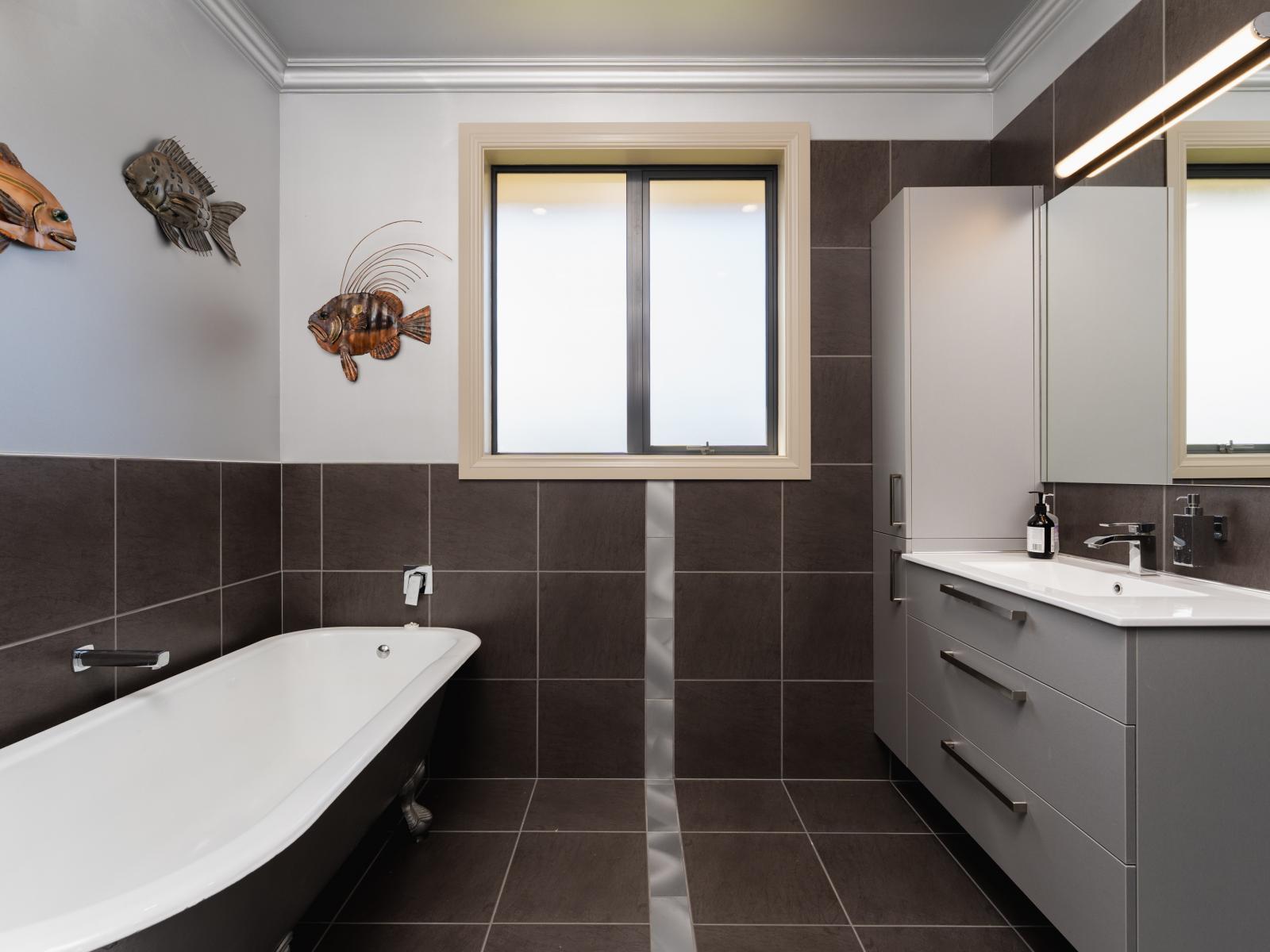 24 Friendship Drive, Waldronville