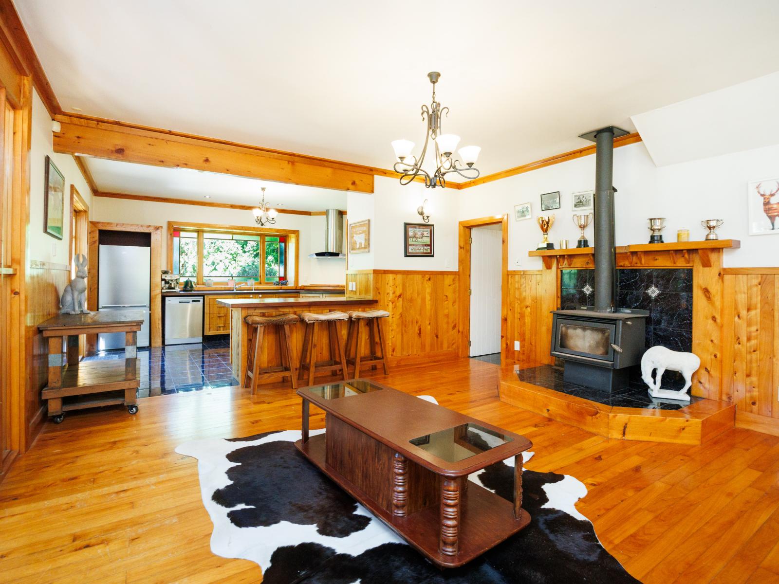 851 Milson Line, Newbury