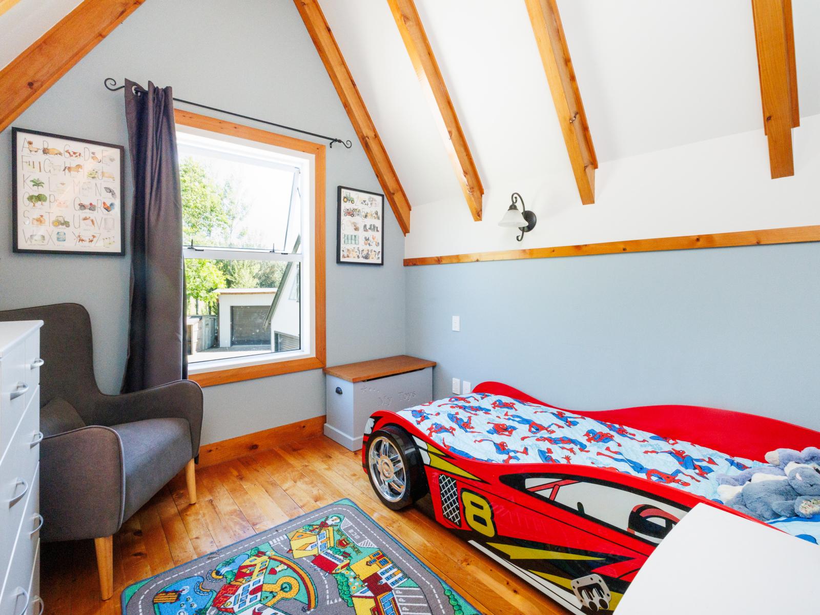 851 Milson Line, Newbury