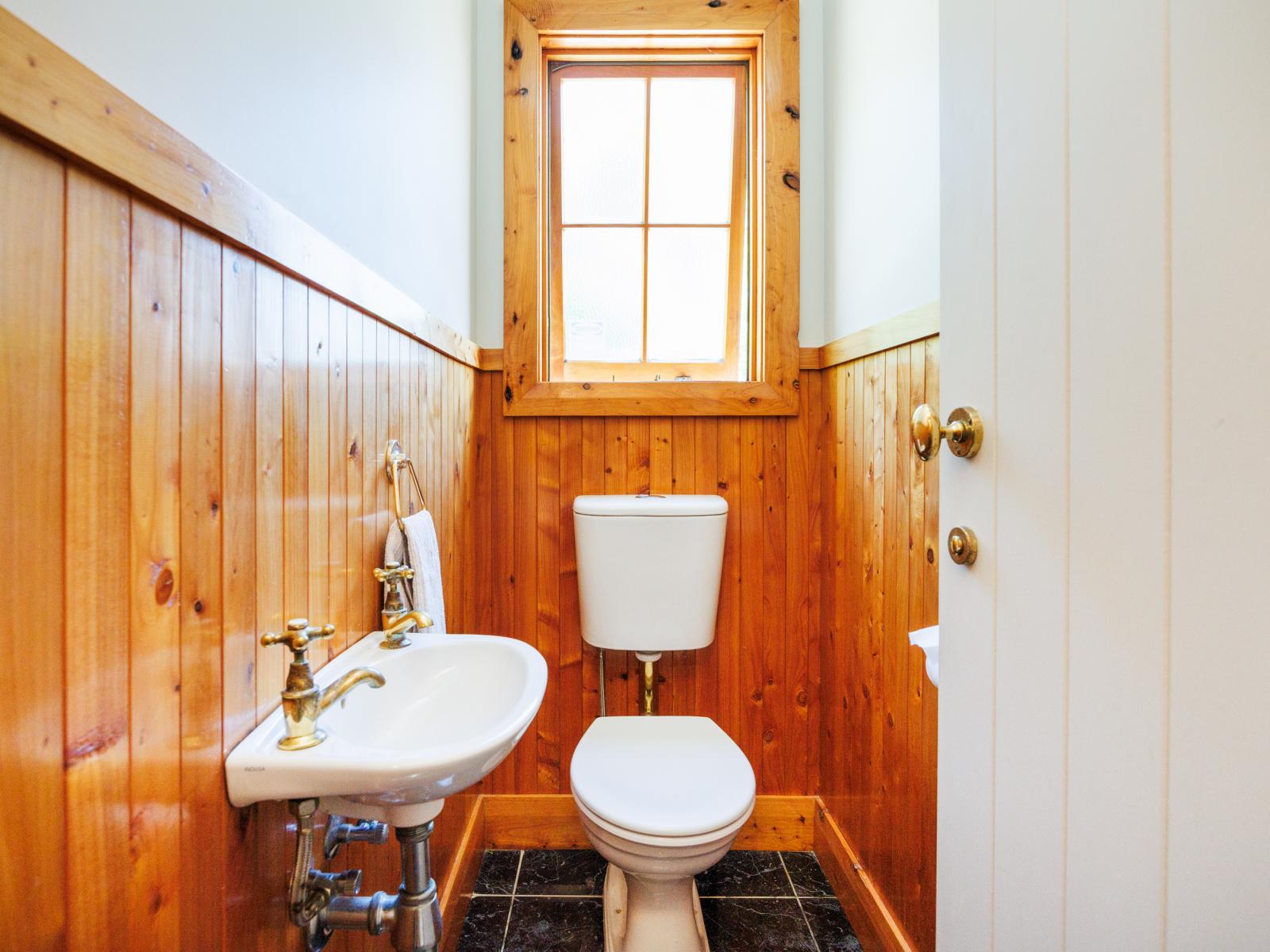 851 Milson Line, Newbury