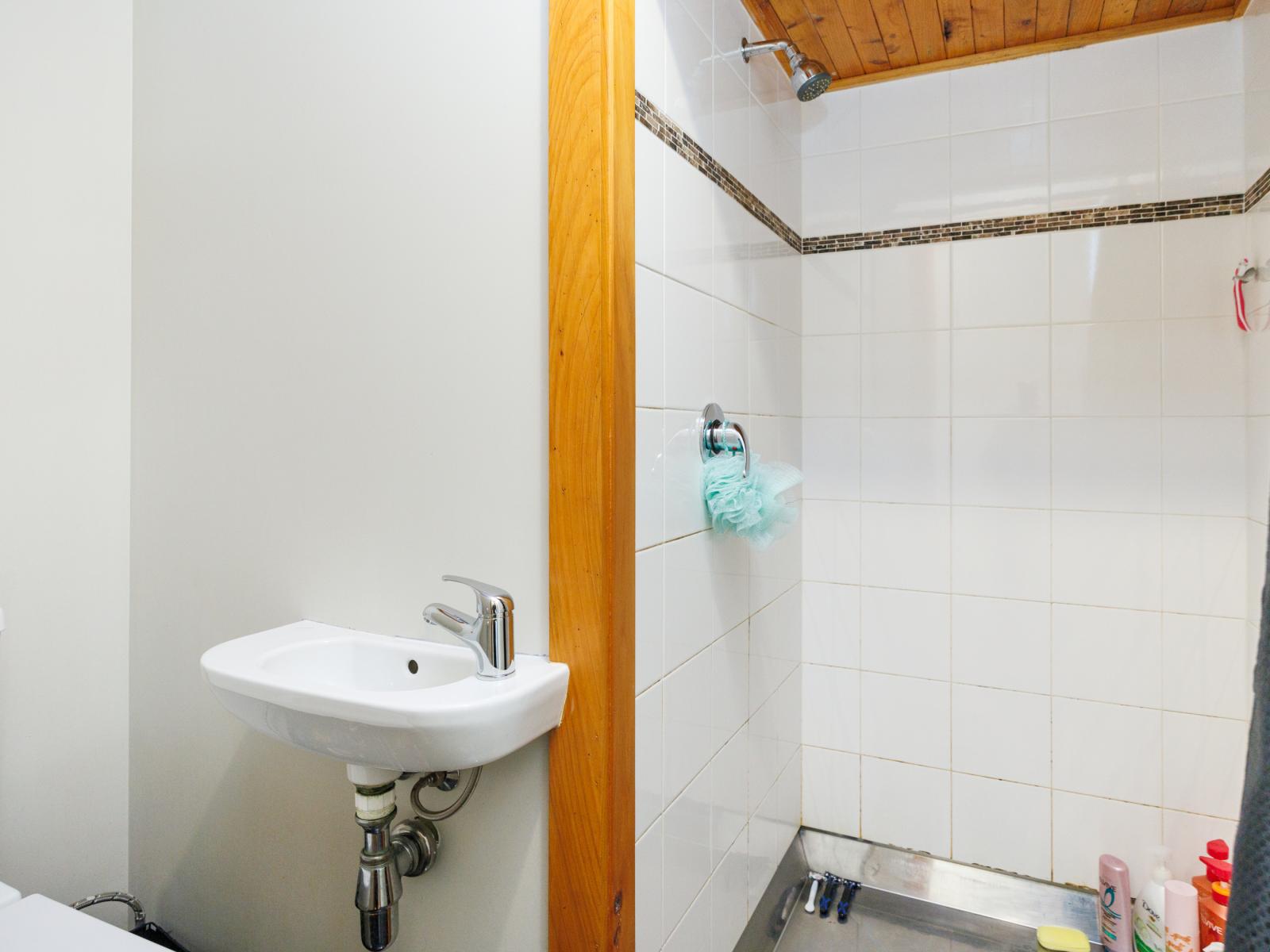 851 Milson Line, Newbury