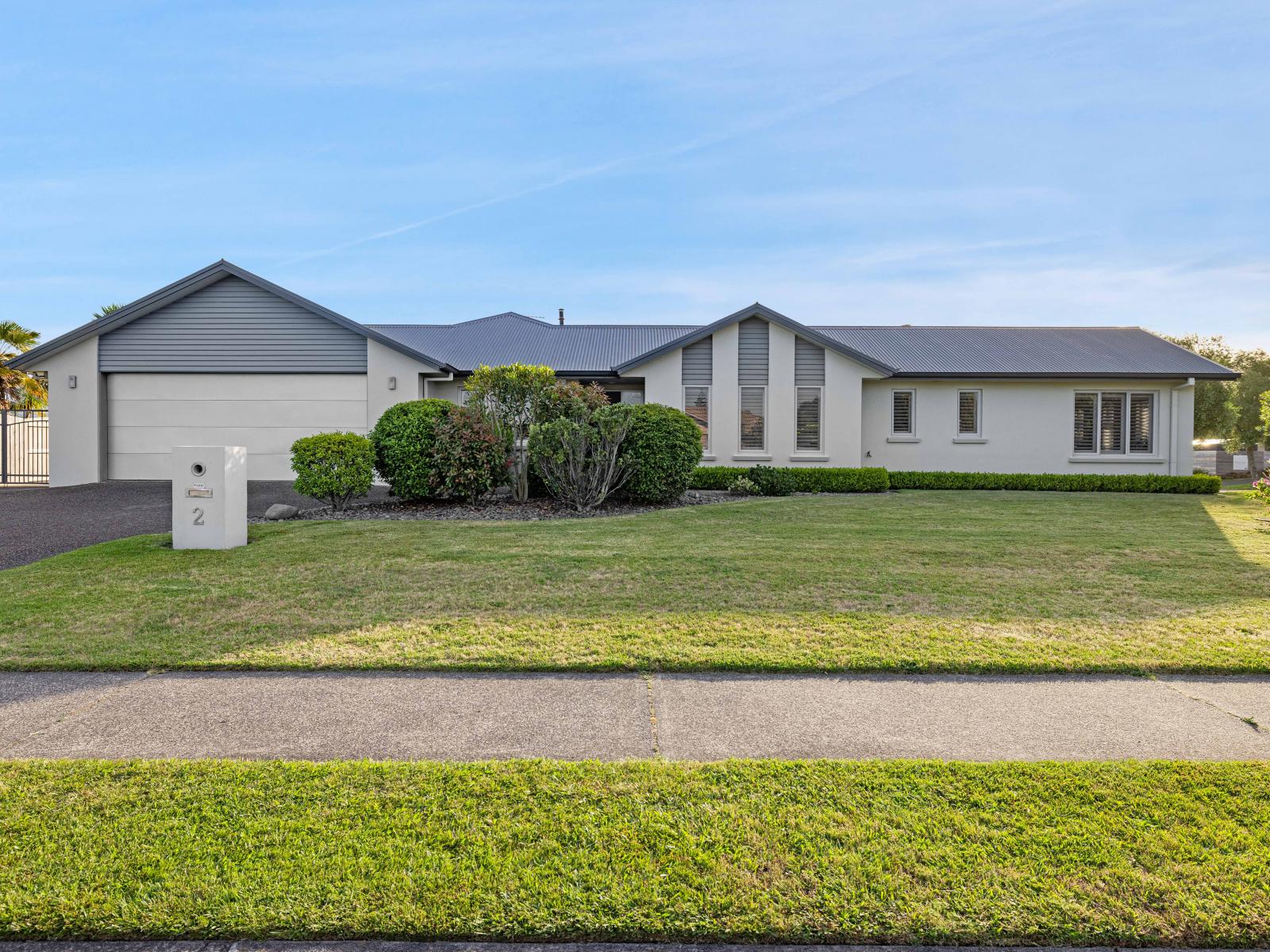 2 Lamia Grove, Papamoa