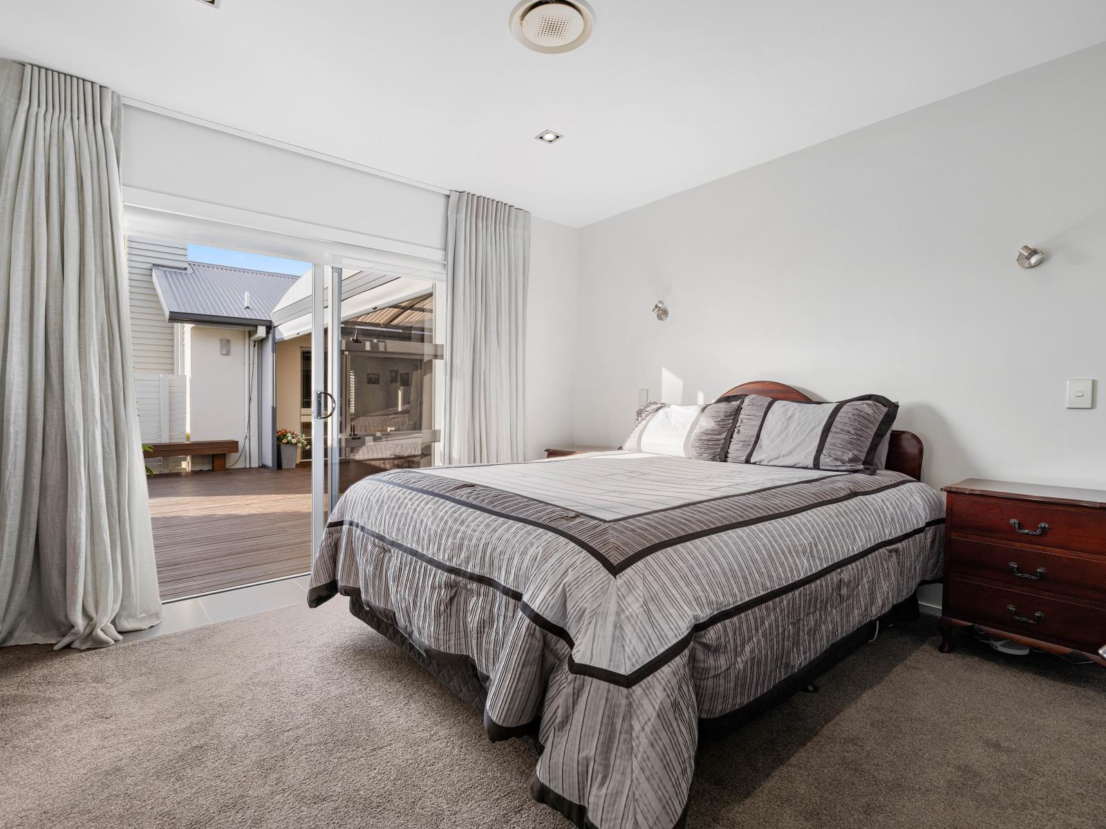 2 Lamia Grove, Papamoa