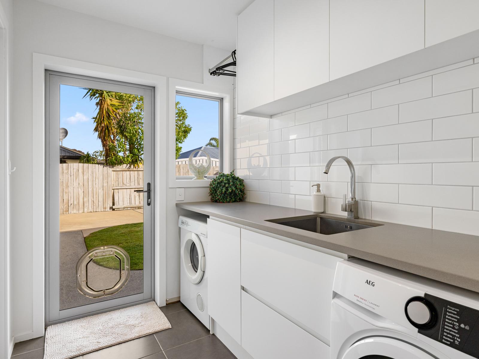 2 Lamia Grove, Papamoa