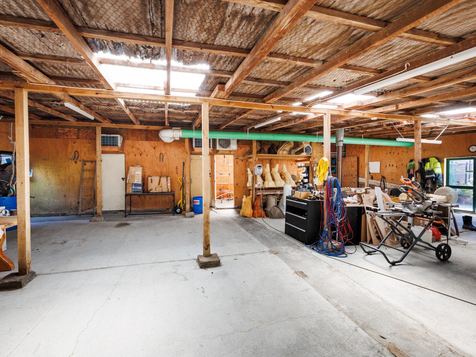 359 Newbury Line, Newbury