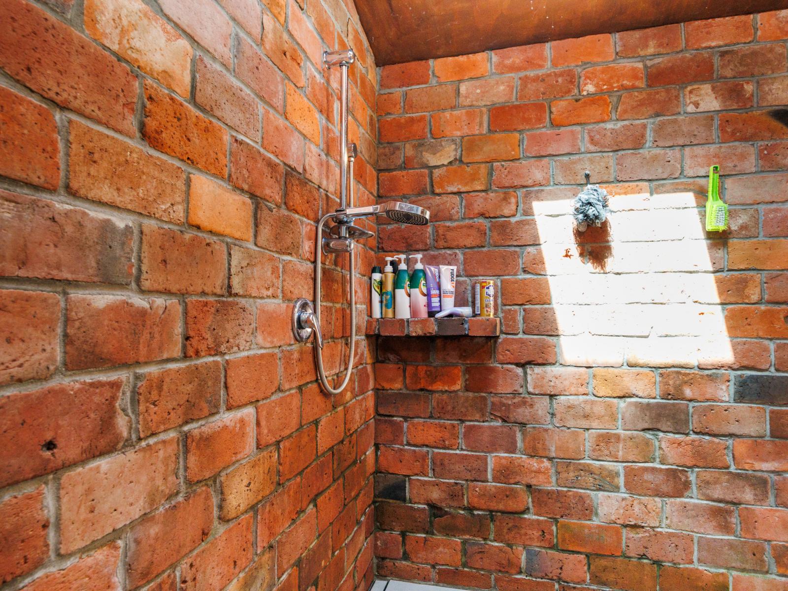 359 Newbury Line, Newbury