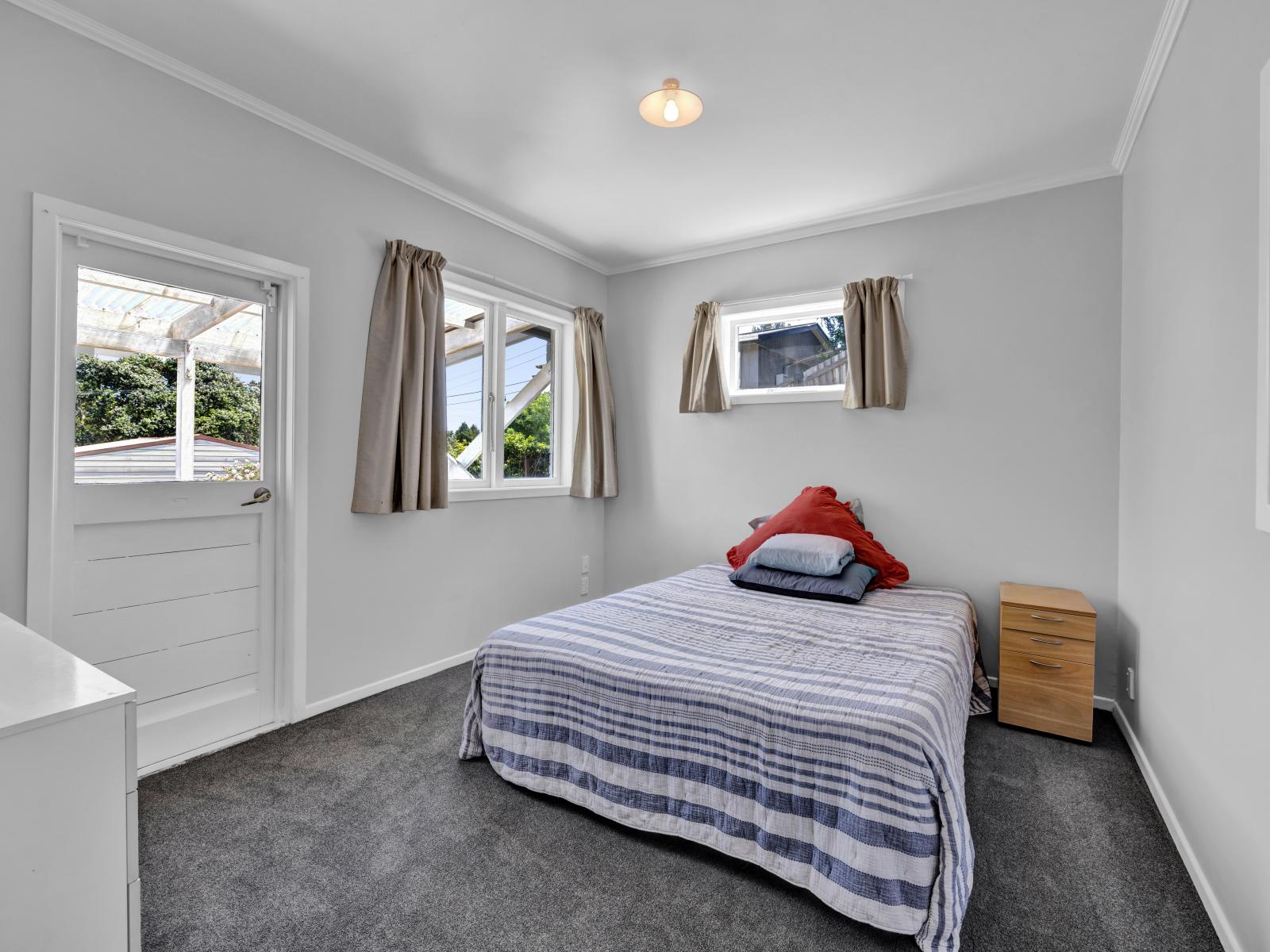 10 Seymour Street, Waitara