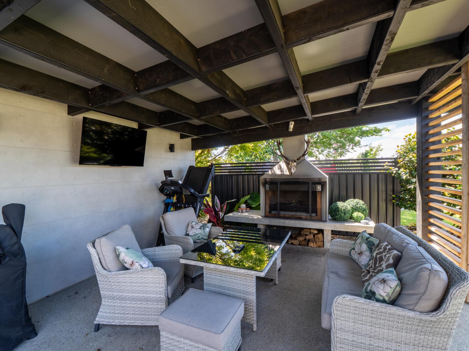 22 Fairview Avenue, Hawthorndale