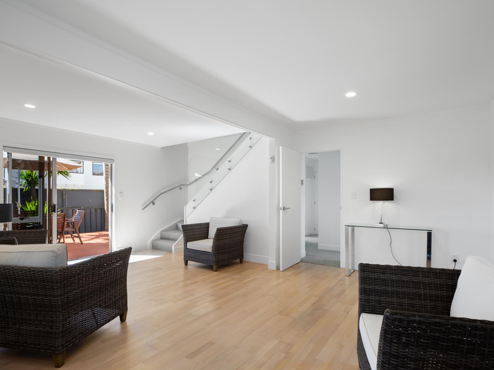 338 Papamoa Beach Road, Papamoa Beach