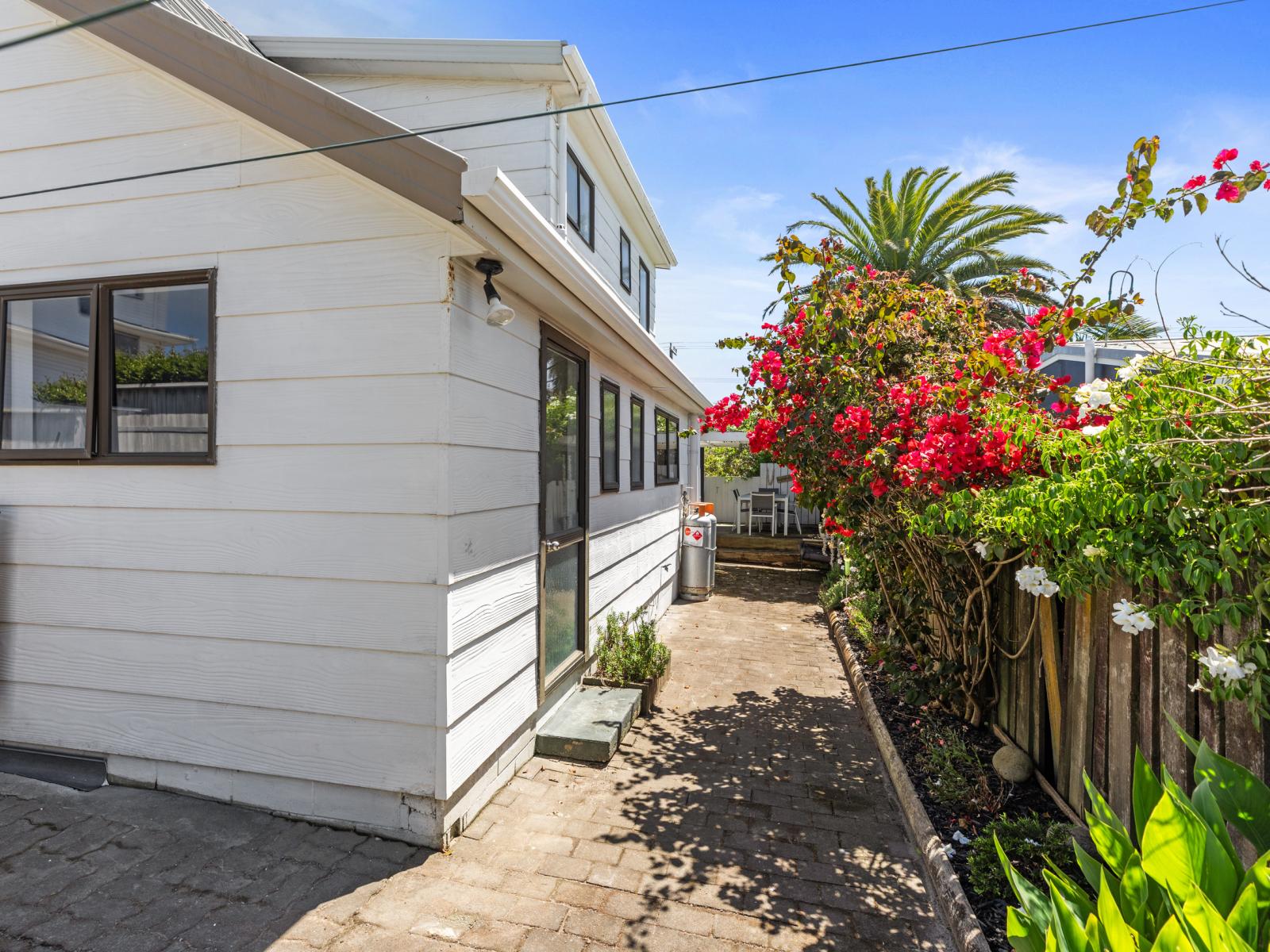 1040A Papamoa Beach Road, Papamoa