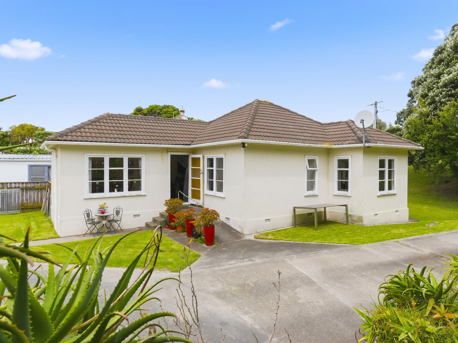 13 Rua Road, Paraparaumu Beach