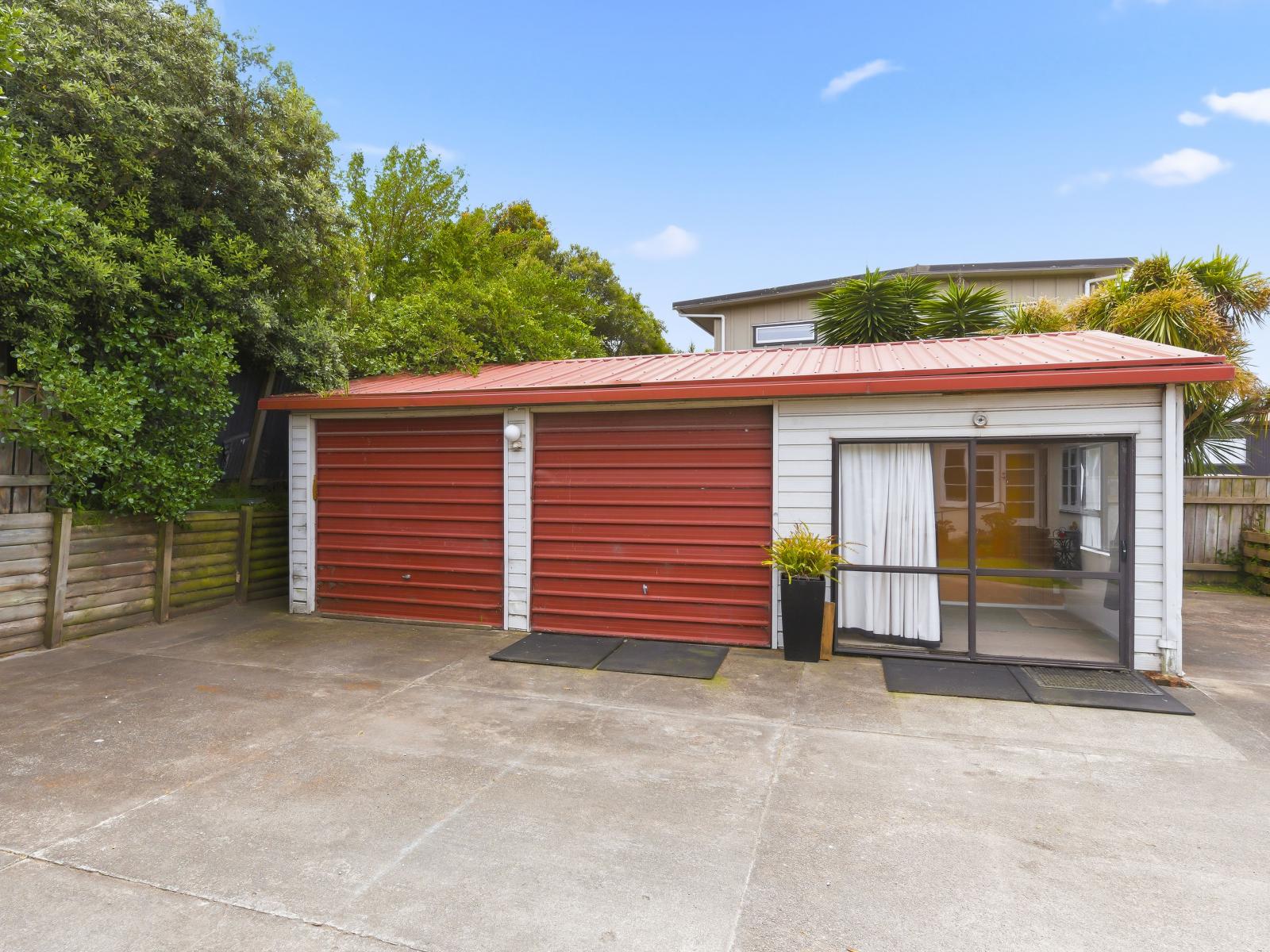13 Rua Road, Paraparaumu Beach