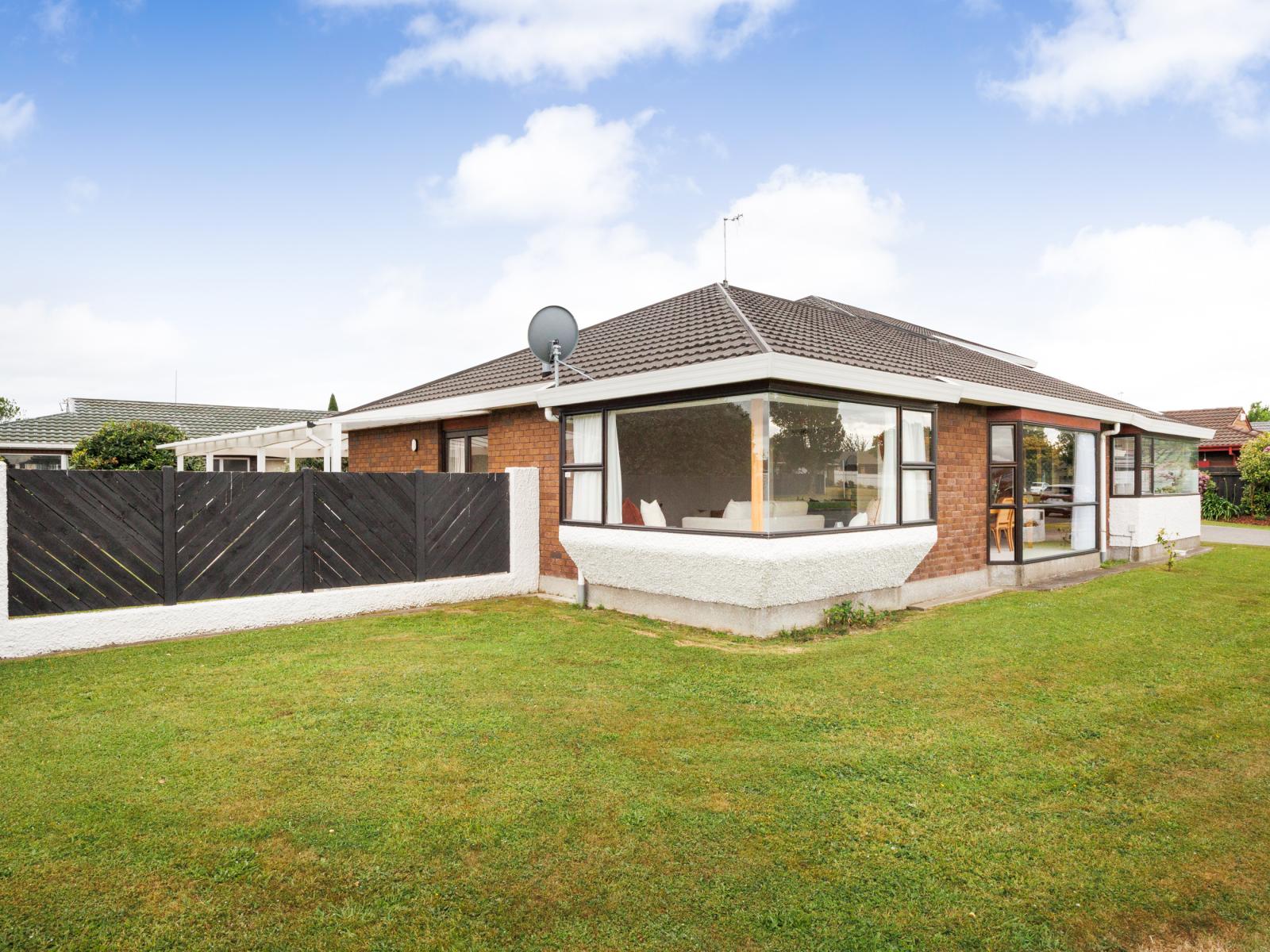 1 Airport Drive, Milson