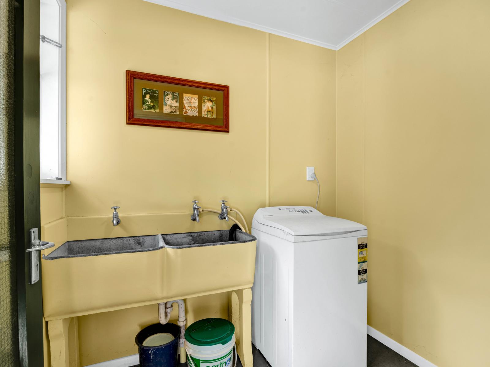 48A-B Whangamomona Road, Whangamomona