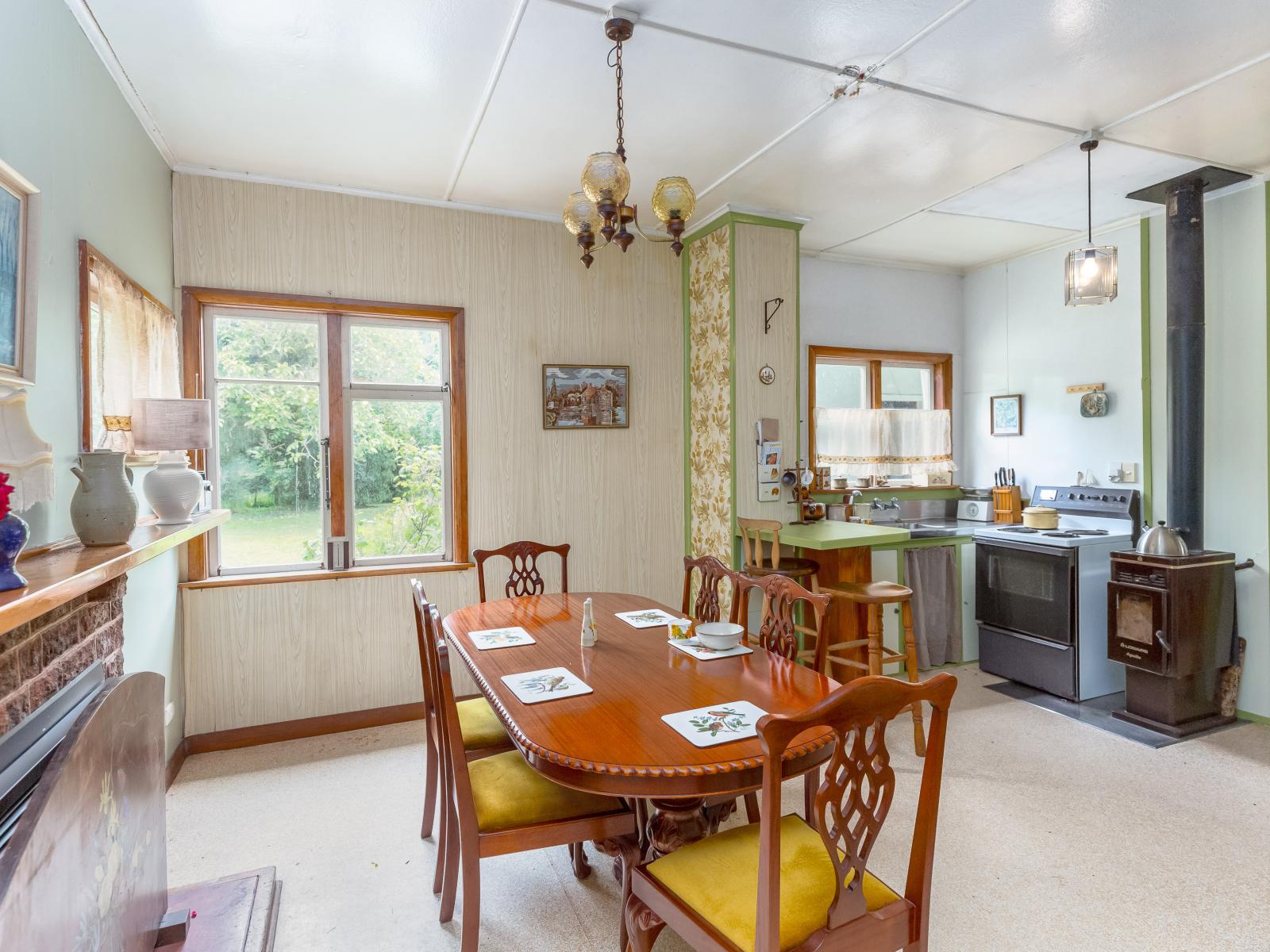 266 Wood Street, Woodside