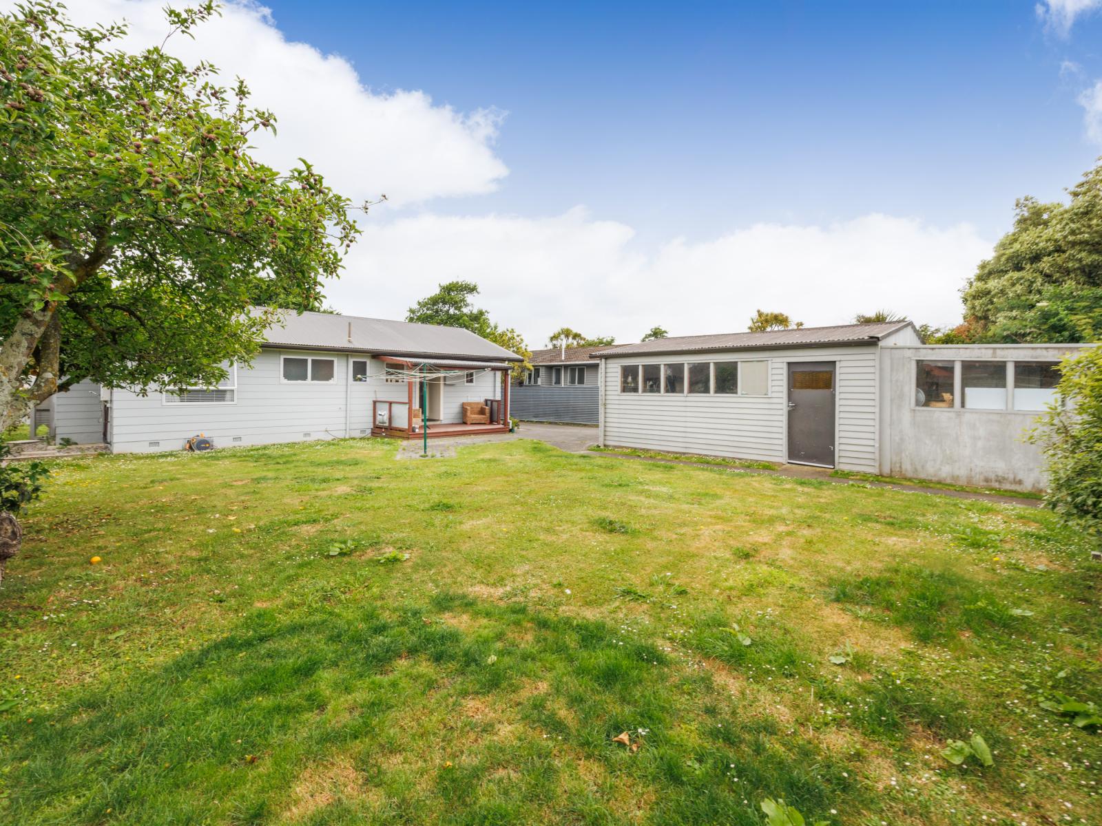 127 Apollo Parade, Milson