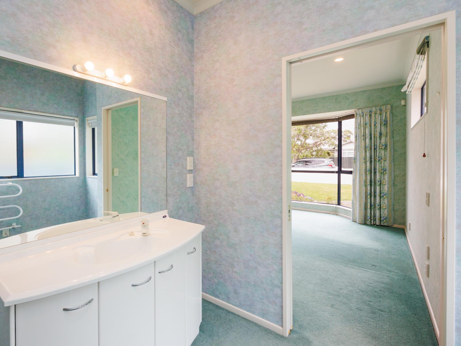 8 Martin Street, Palmerston North