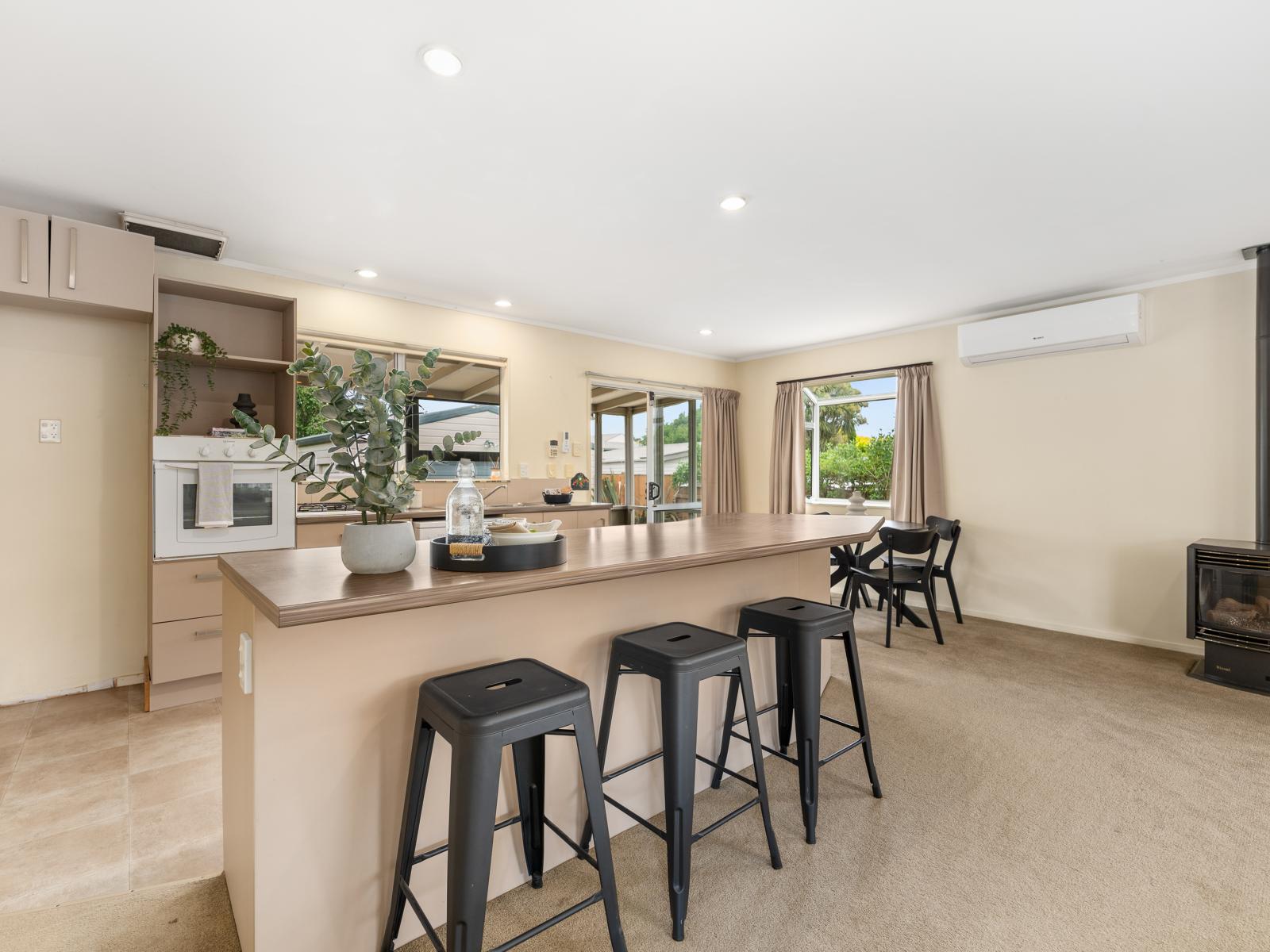 12 Humphries Place, Awapuni