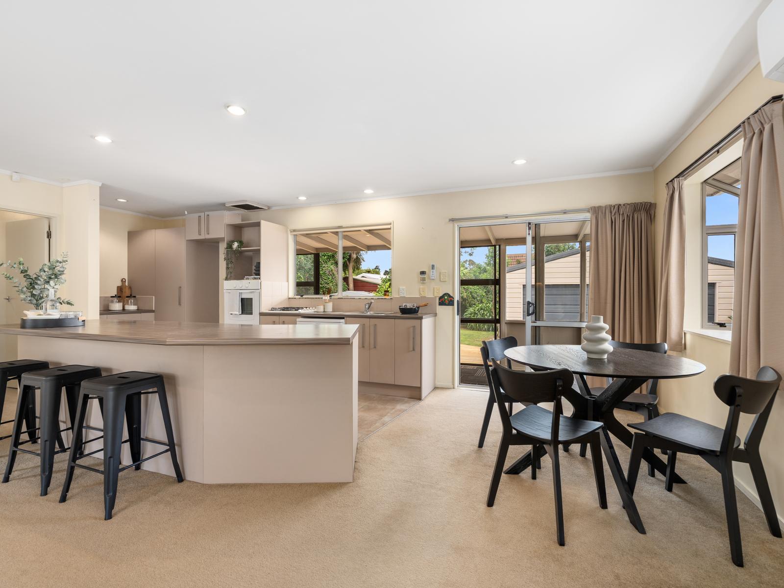 12 Humphries Place, Awapuni