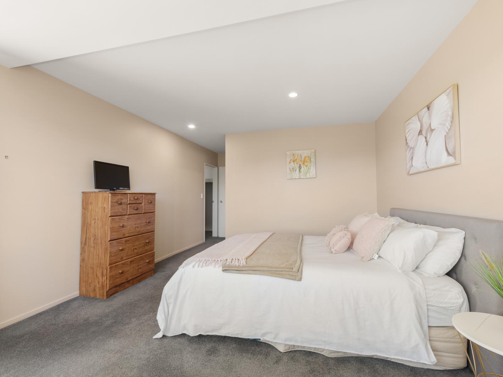 47 Aotea Crescent and 67 Norton Street, Gore