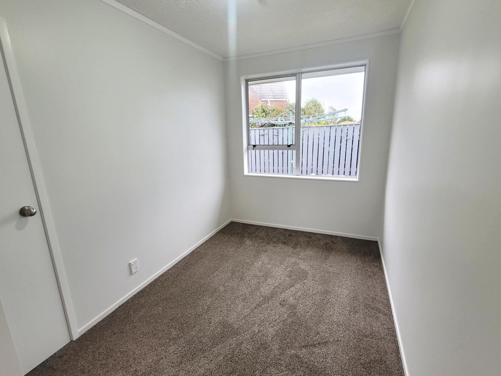 68B Henley Street, Westport