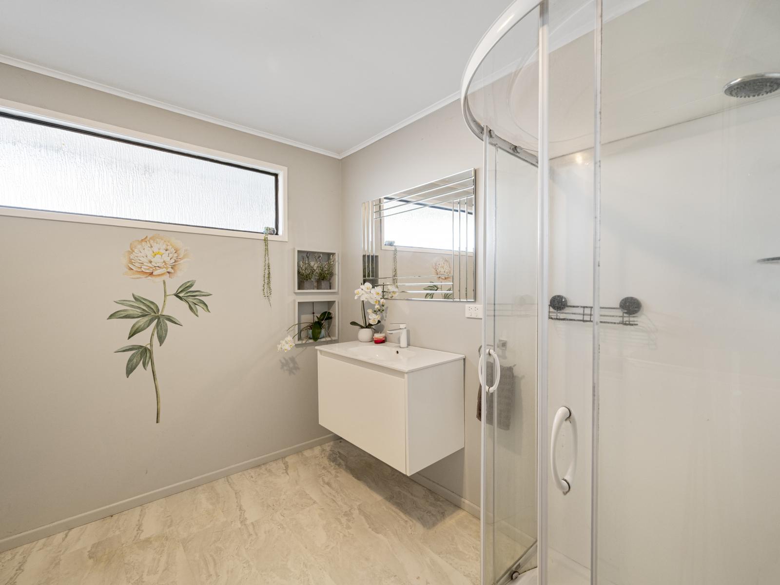 18 Lipscombe Crescent, Havelock North