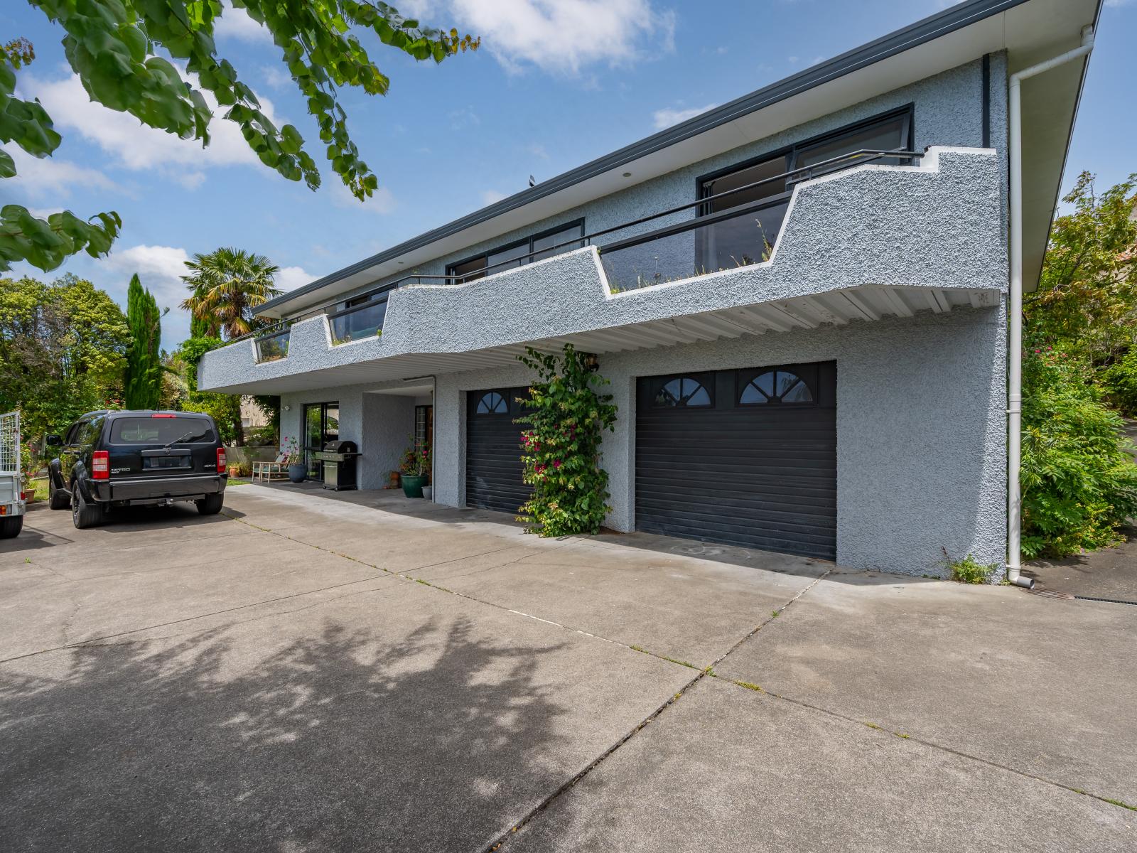 9 Poaka Place, Taradale