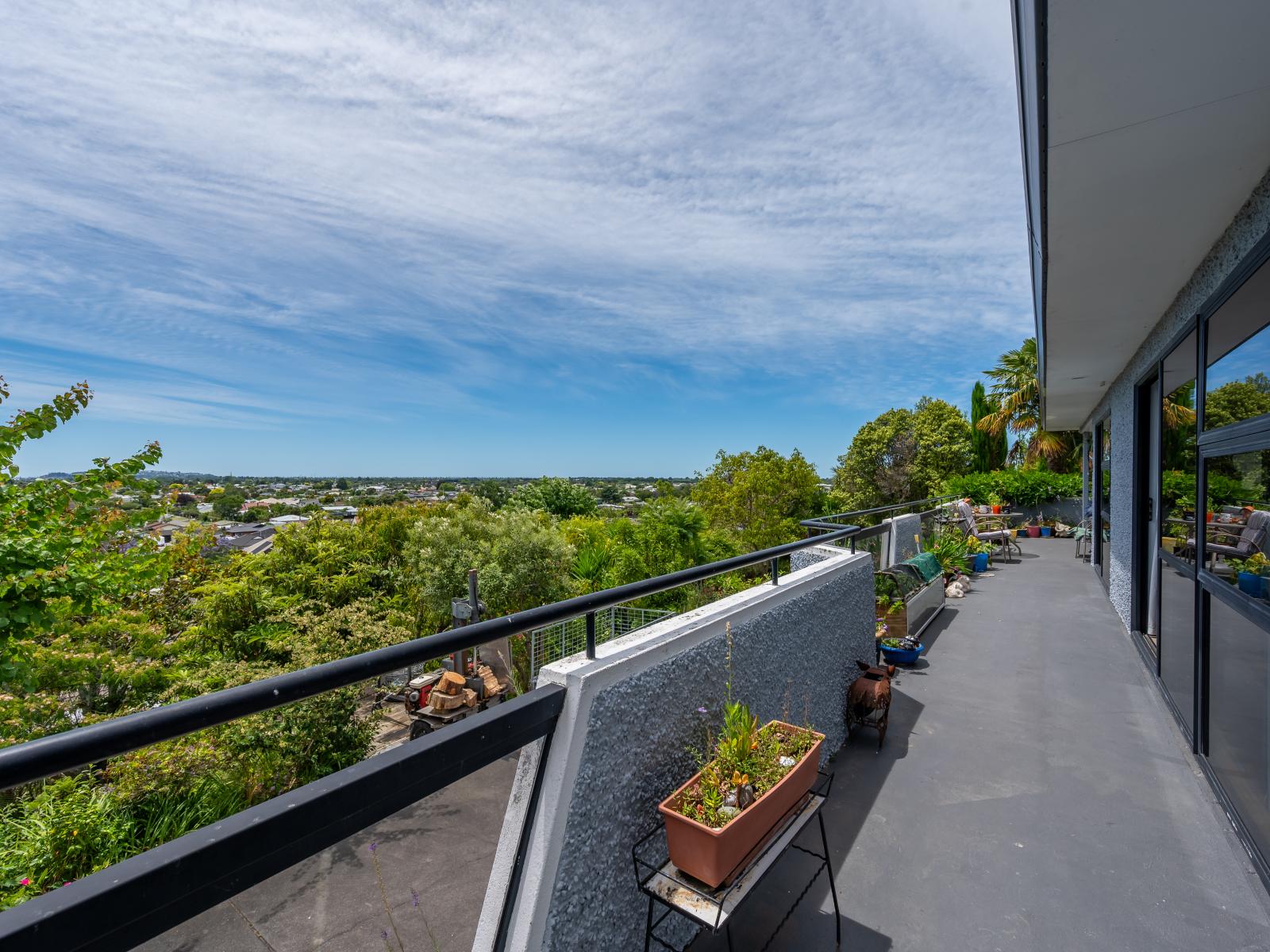 9 Poaka Place, Taradale