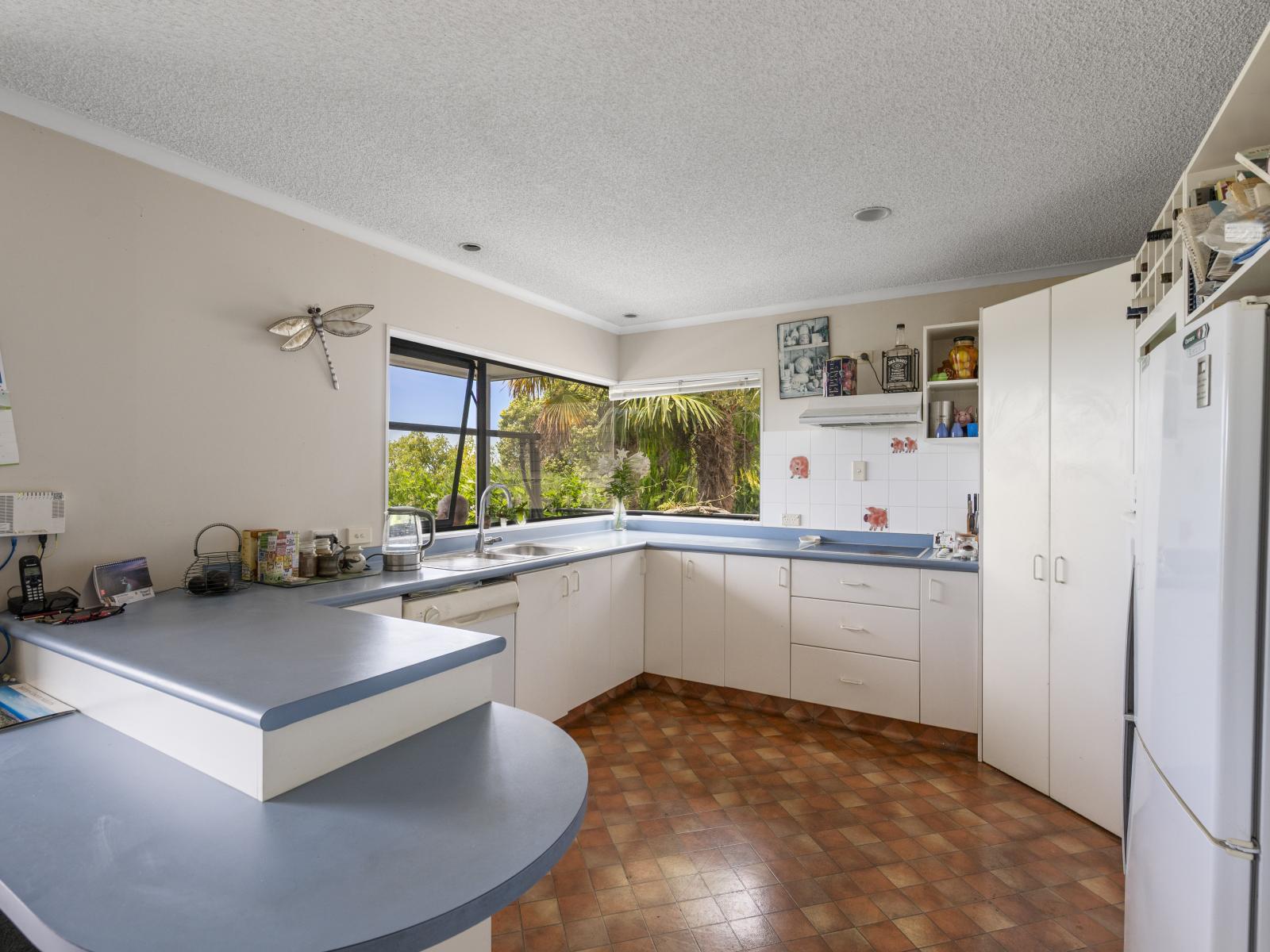 9 Poaka Place, Taradale