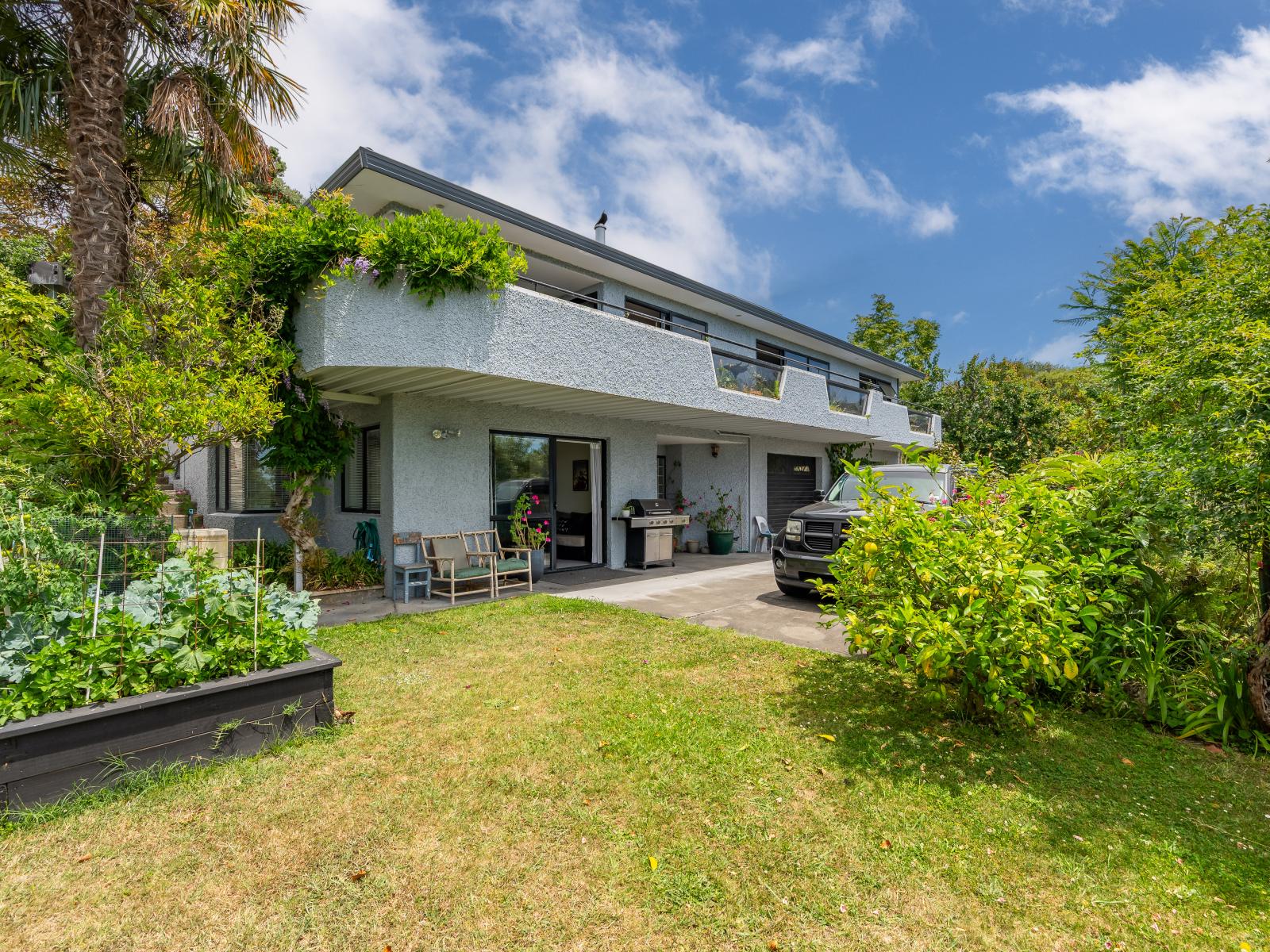 9 Poaka Place, Taradale