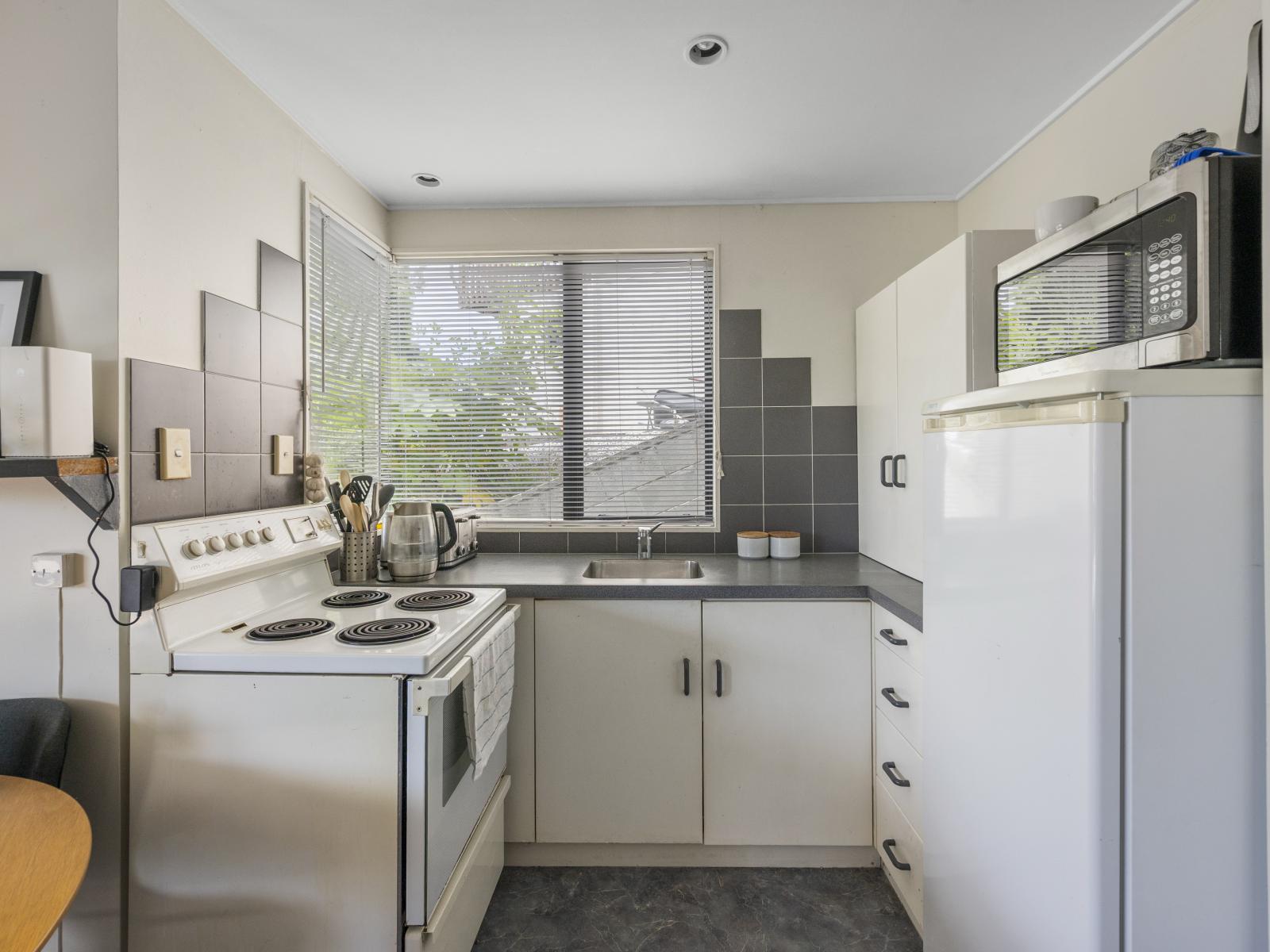 9 Poaka Place, Taradale