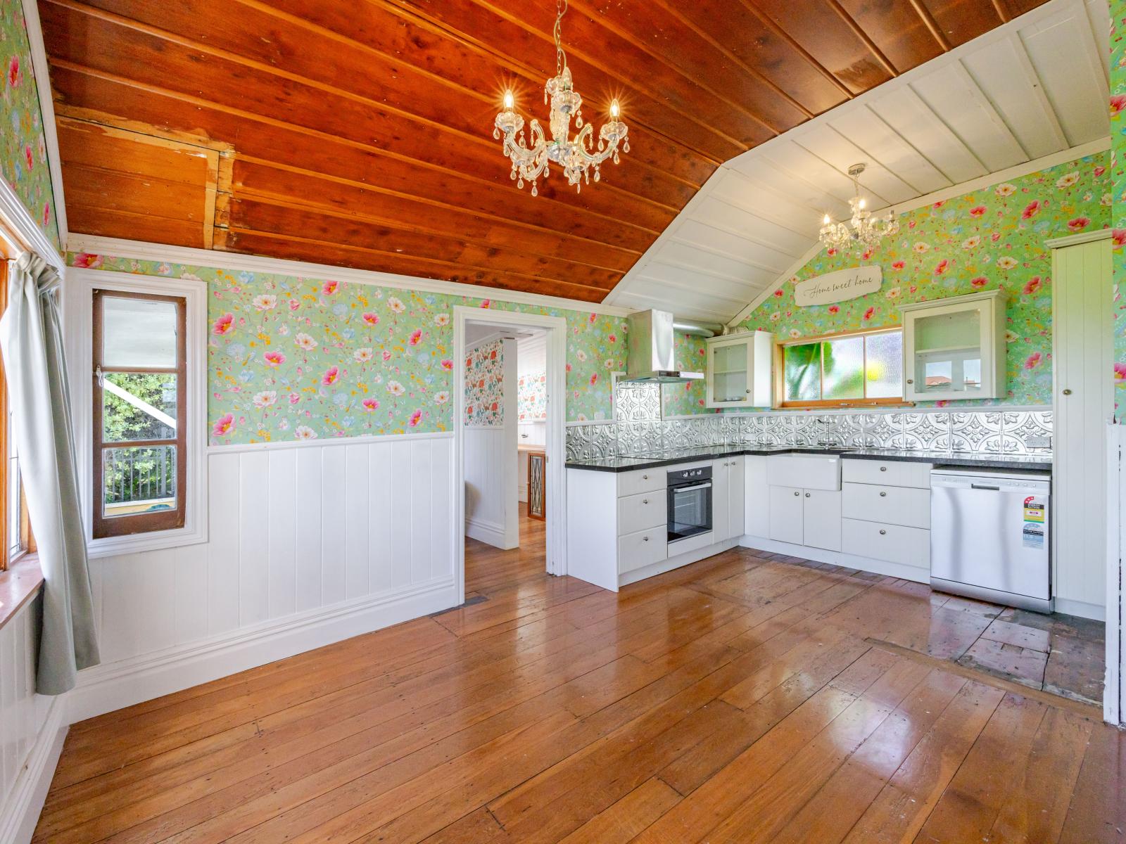 42 Cameron Road, Bluff Hill