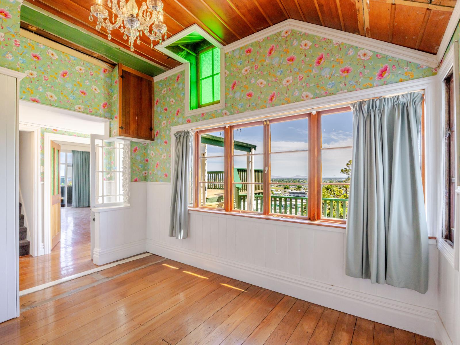 42 Cameron Road, Bluff Hill