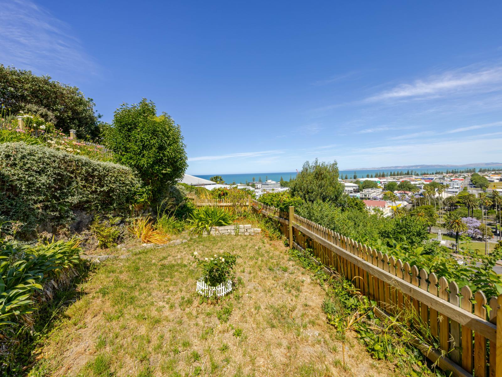 42 Cameron Road, Bluff Hill