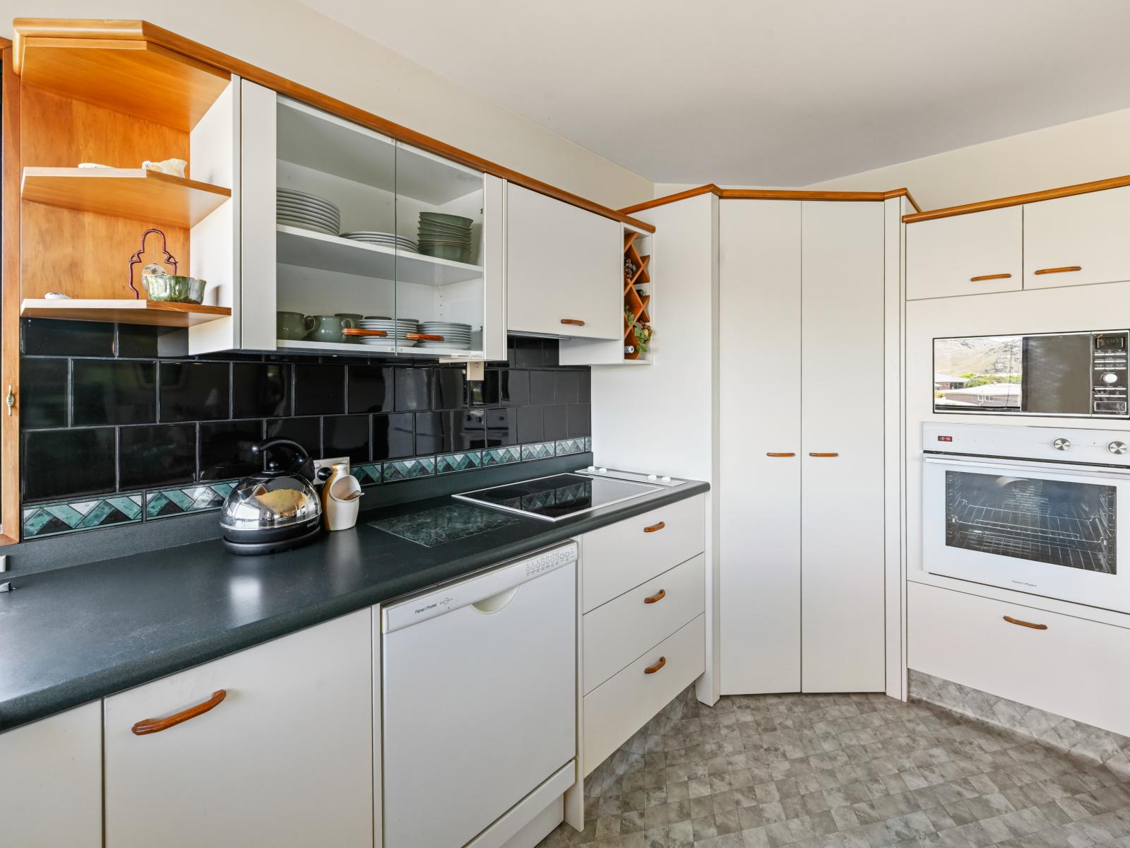 6 Athenry Road, Alexandra