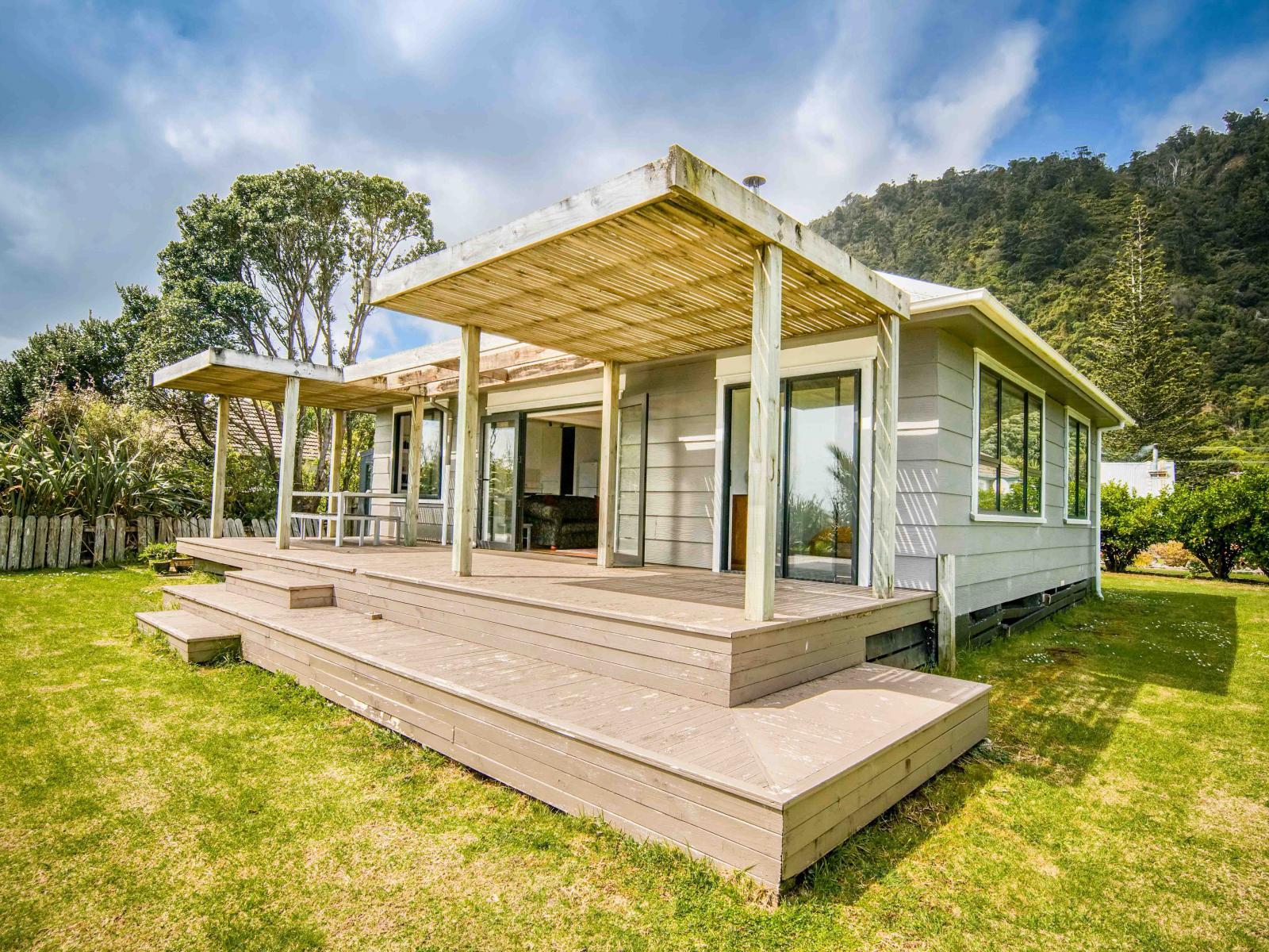 57 New Road, Granity