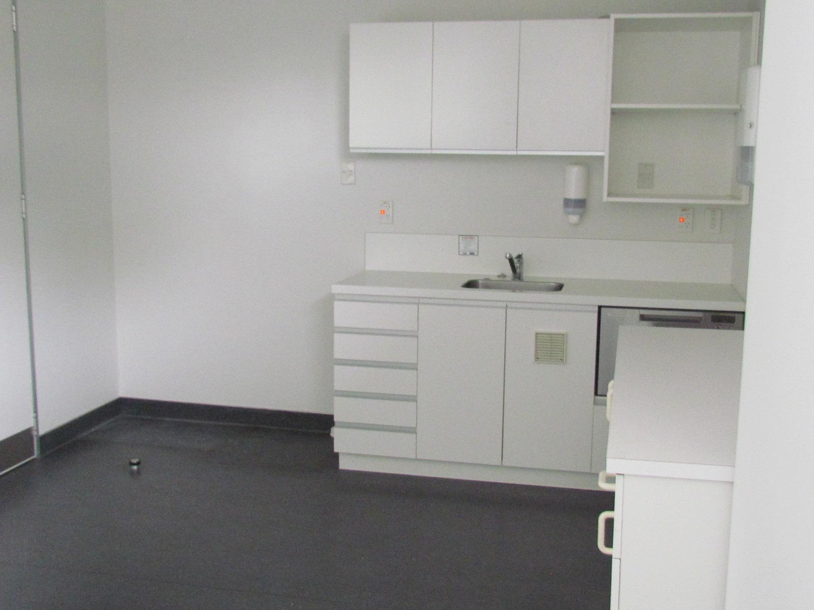 272 Broadway Avenue, Central