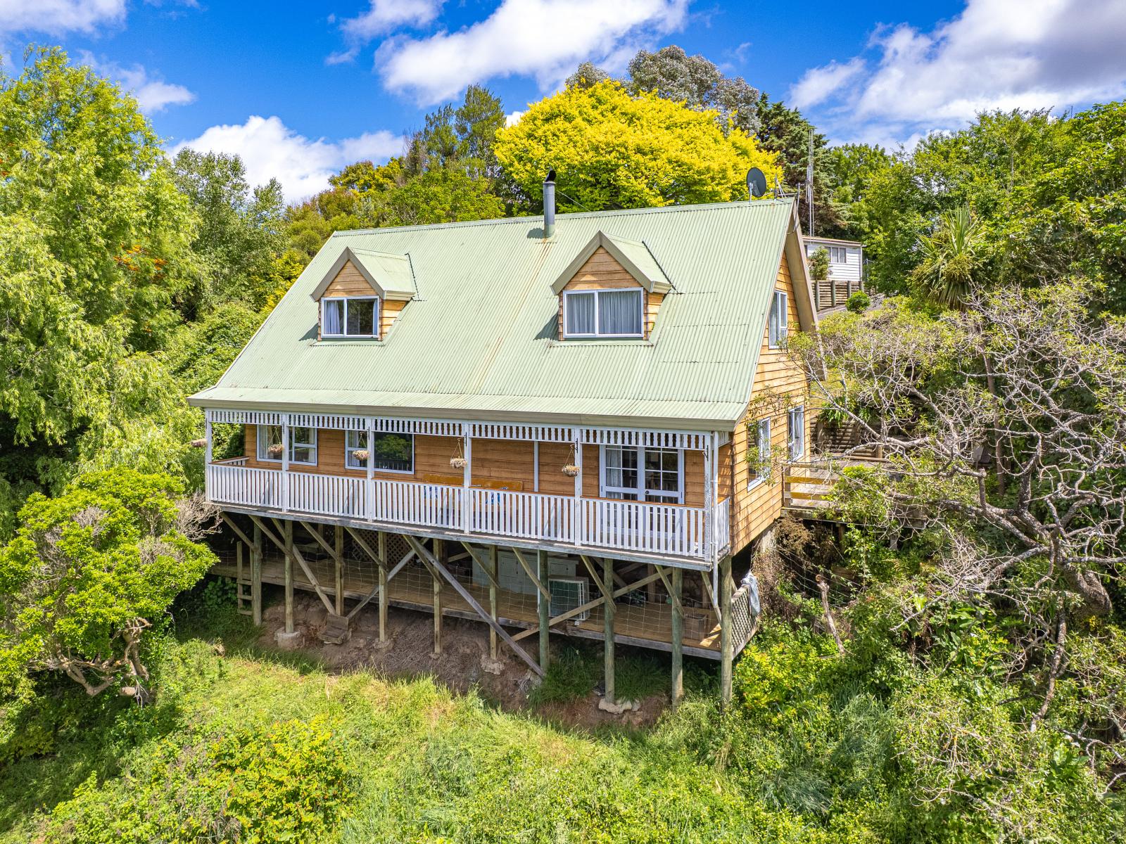 10 D'arcy Road, Bastia Hill