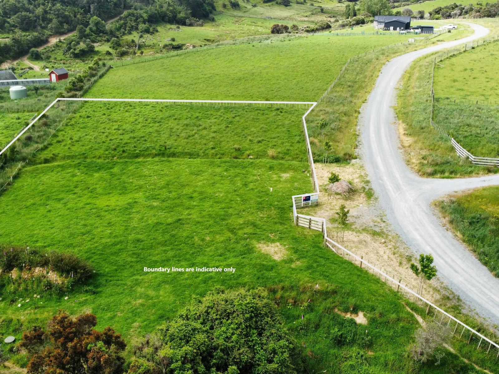 13 Robertson Close, Manakau