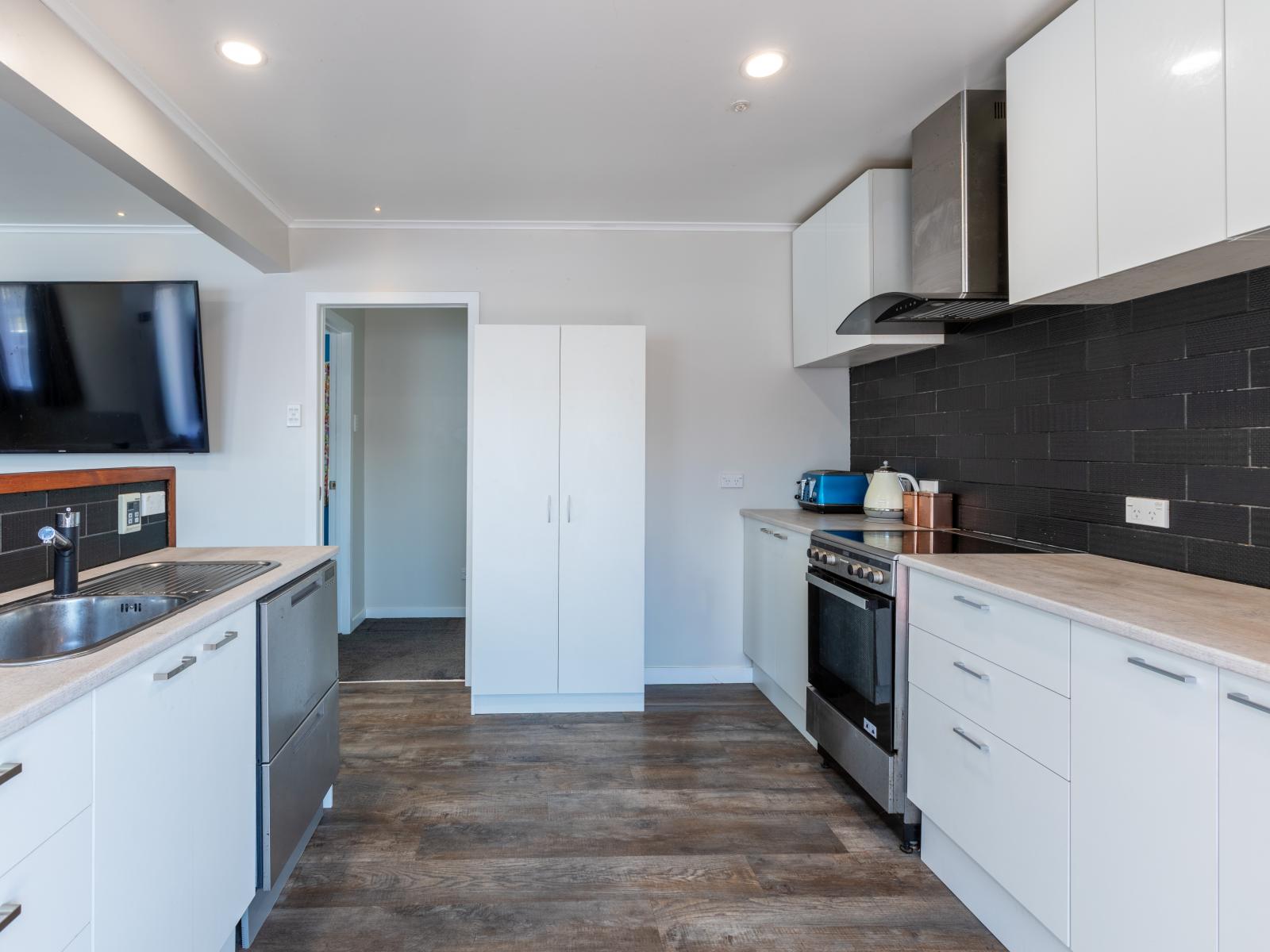 61 Burgoyne Street, Woodville