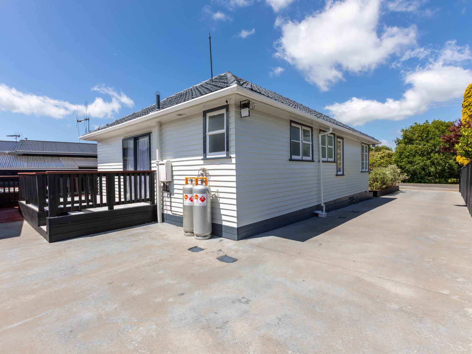 61 Burgoyne Street, Woodville