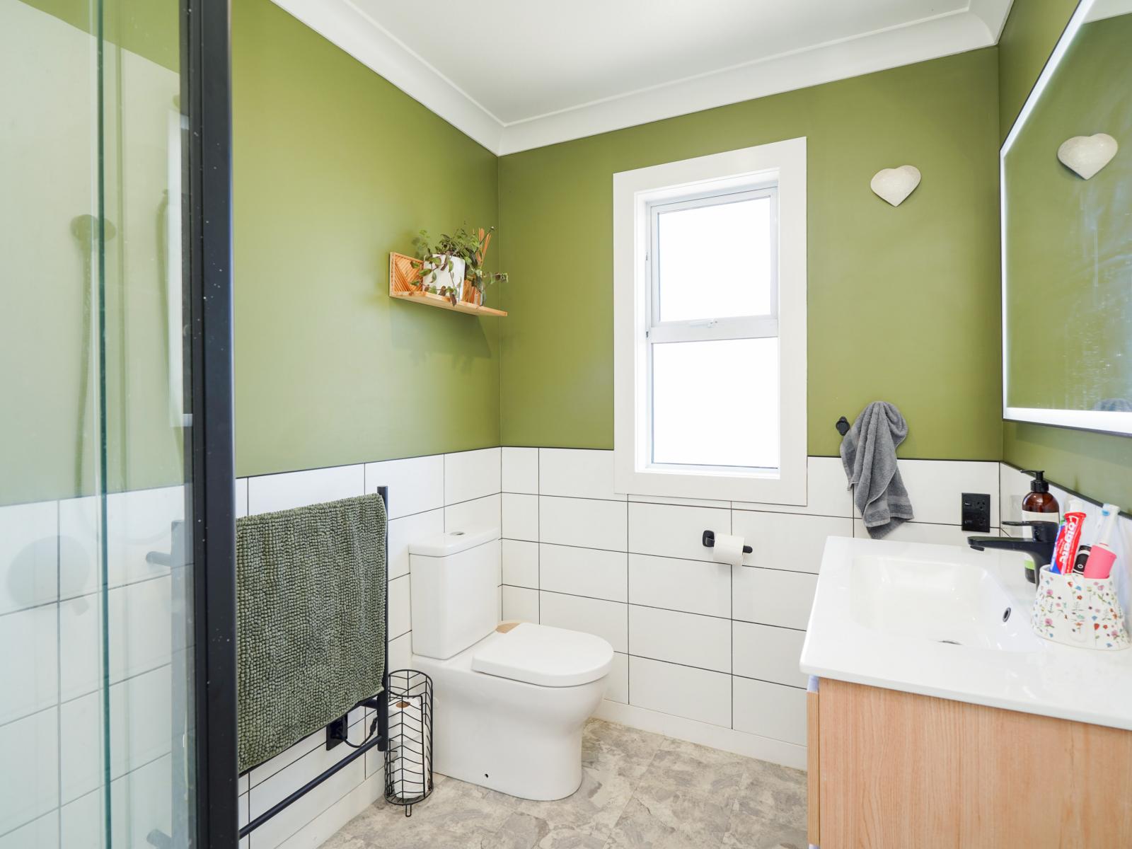 453 Yarrow Street, Glengarry